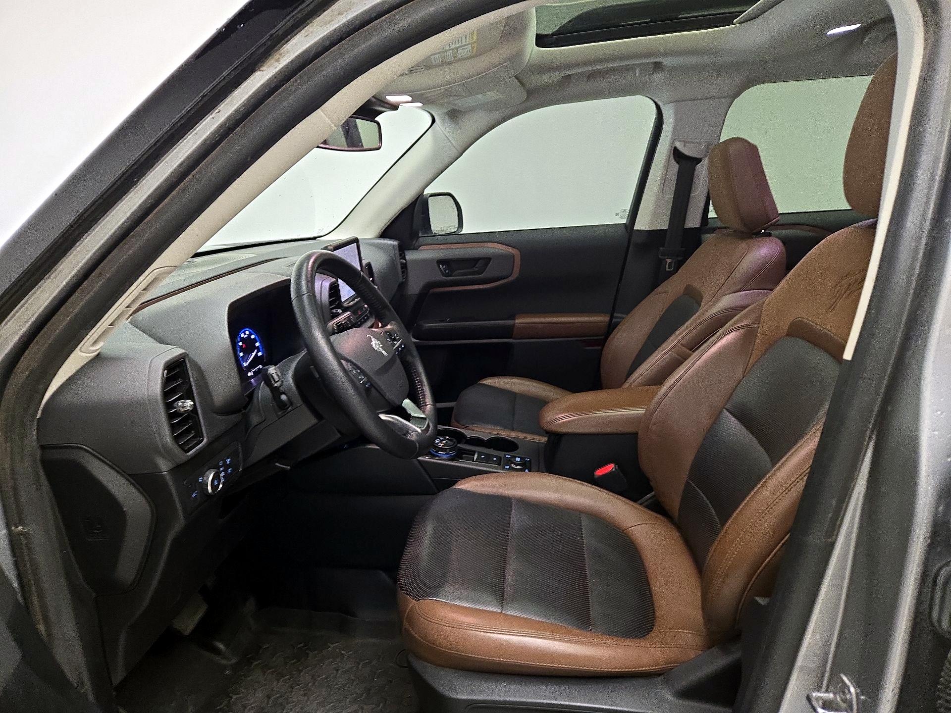 Thumbnail: 2021 Ford Bronco Sport - 11