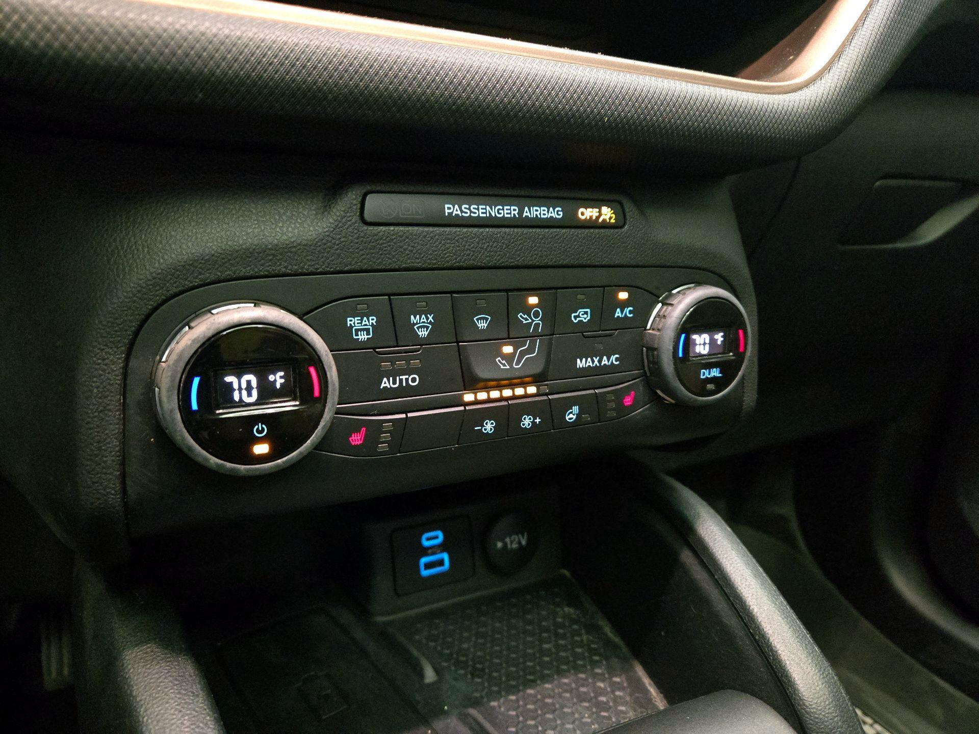 Thumbnail: 2021 Ford Bronco Sport - 17