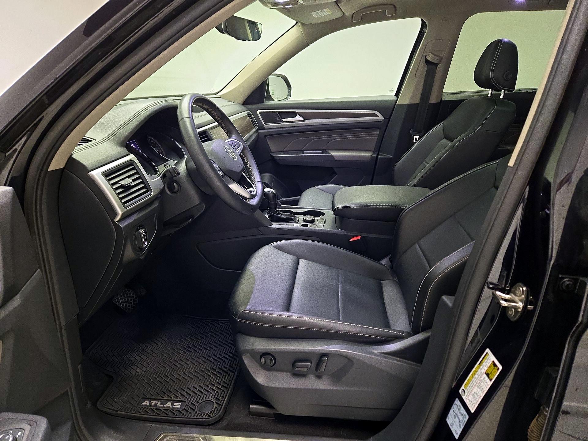 Thumbnail: 2021 Volkswagen Atlas - 11