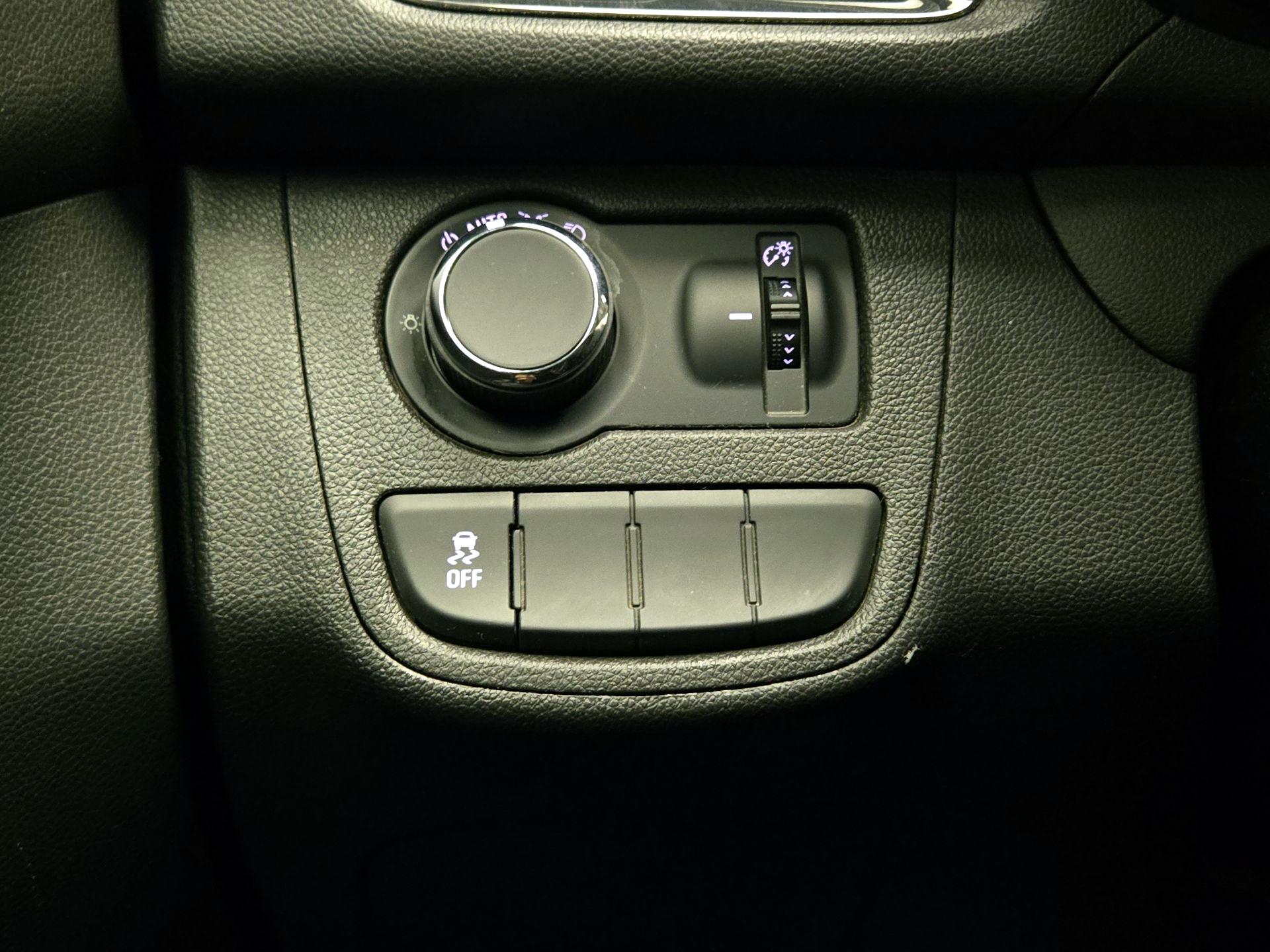 Thumbnail: 2018 Chevrolet Spark - 13