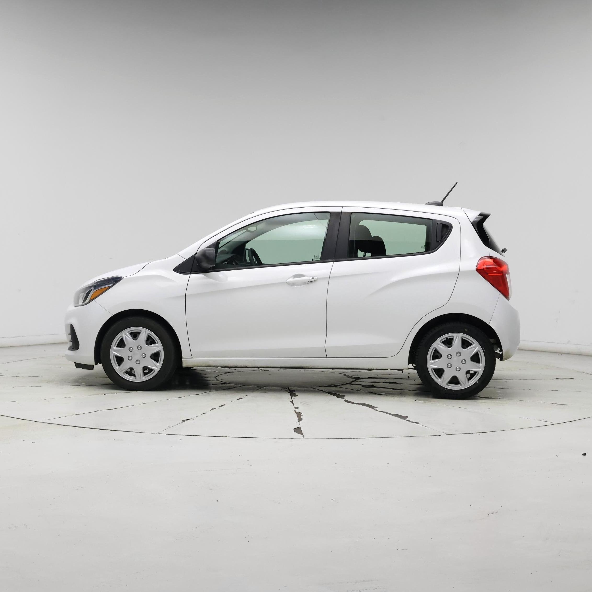 Thumbnail: 2018 Chevrolet Spark - 3