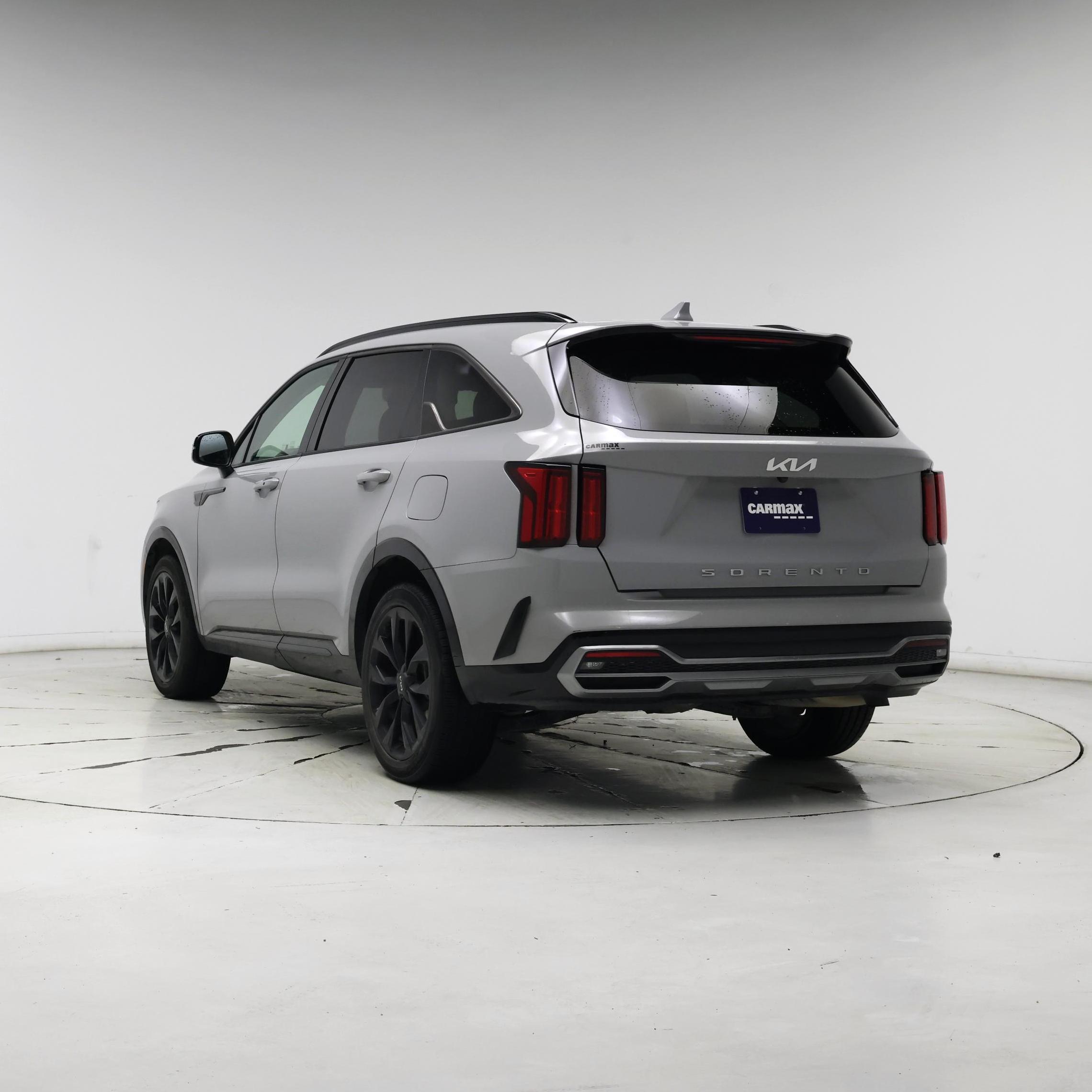 Thumbnail: 2022 Kia Sorento - 2