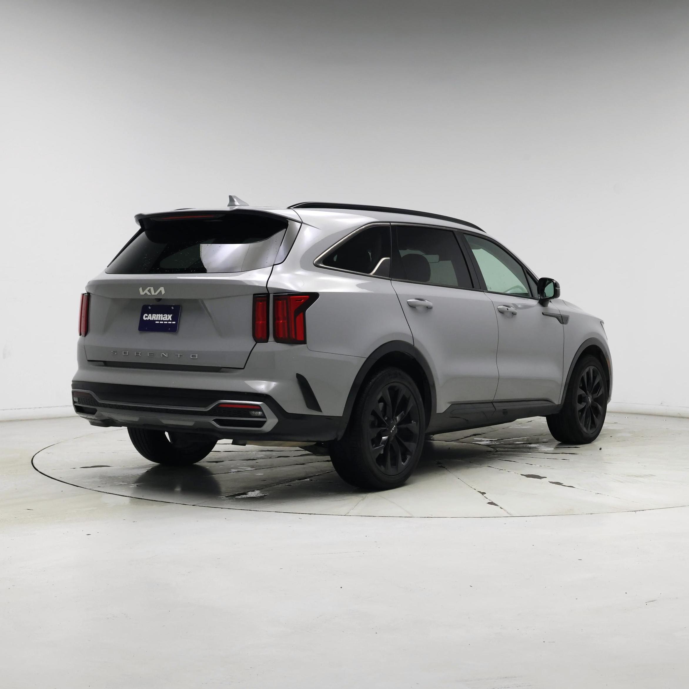 Thumbnail: 2022 Kia Sorento - 8