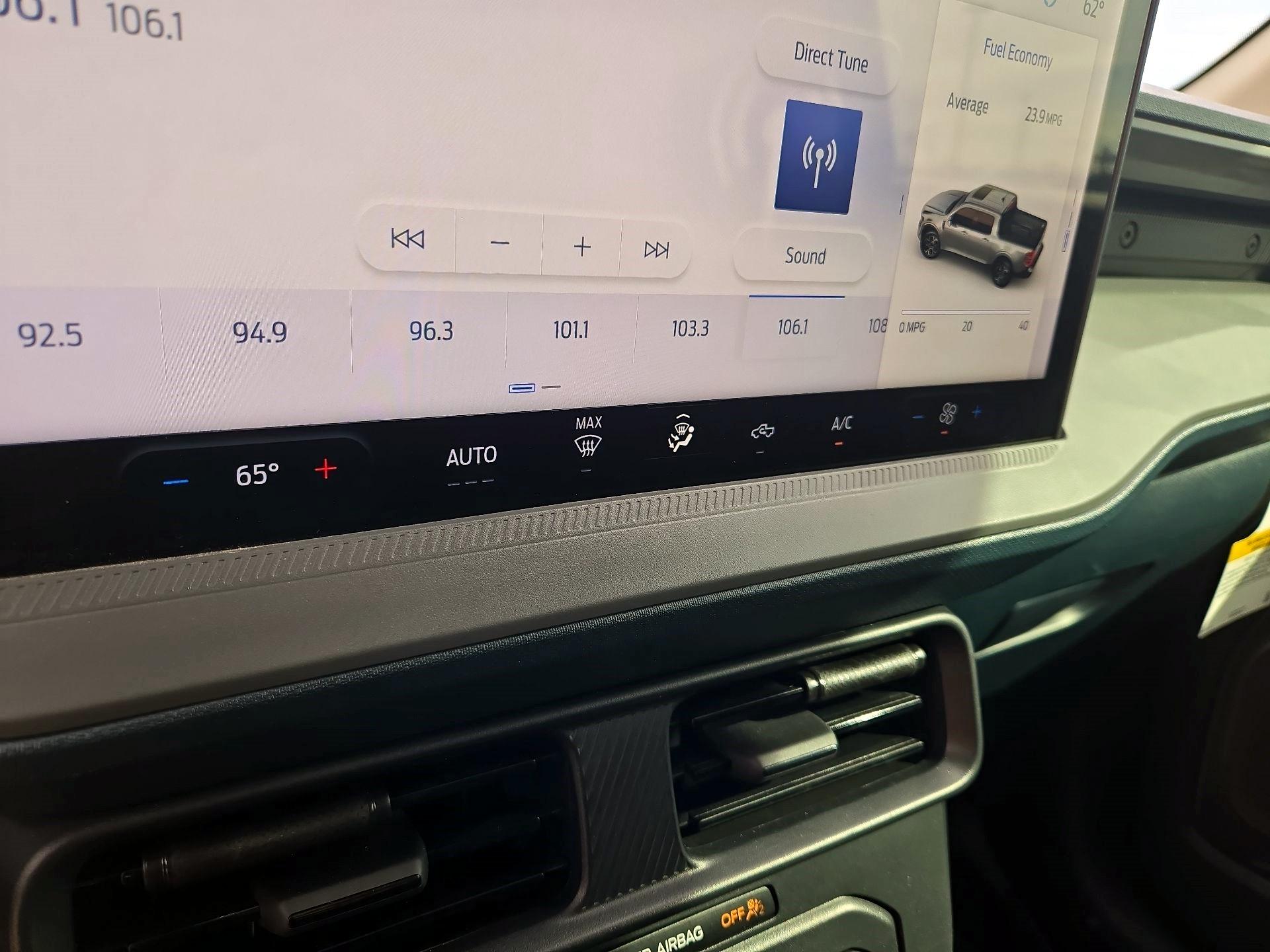 Thumbnail: 2025 Ford Maverick - 14