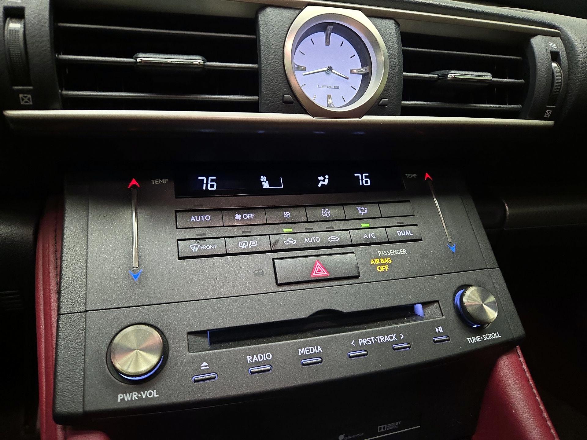 Thumbnail: 2017 Lexus RC - 17