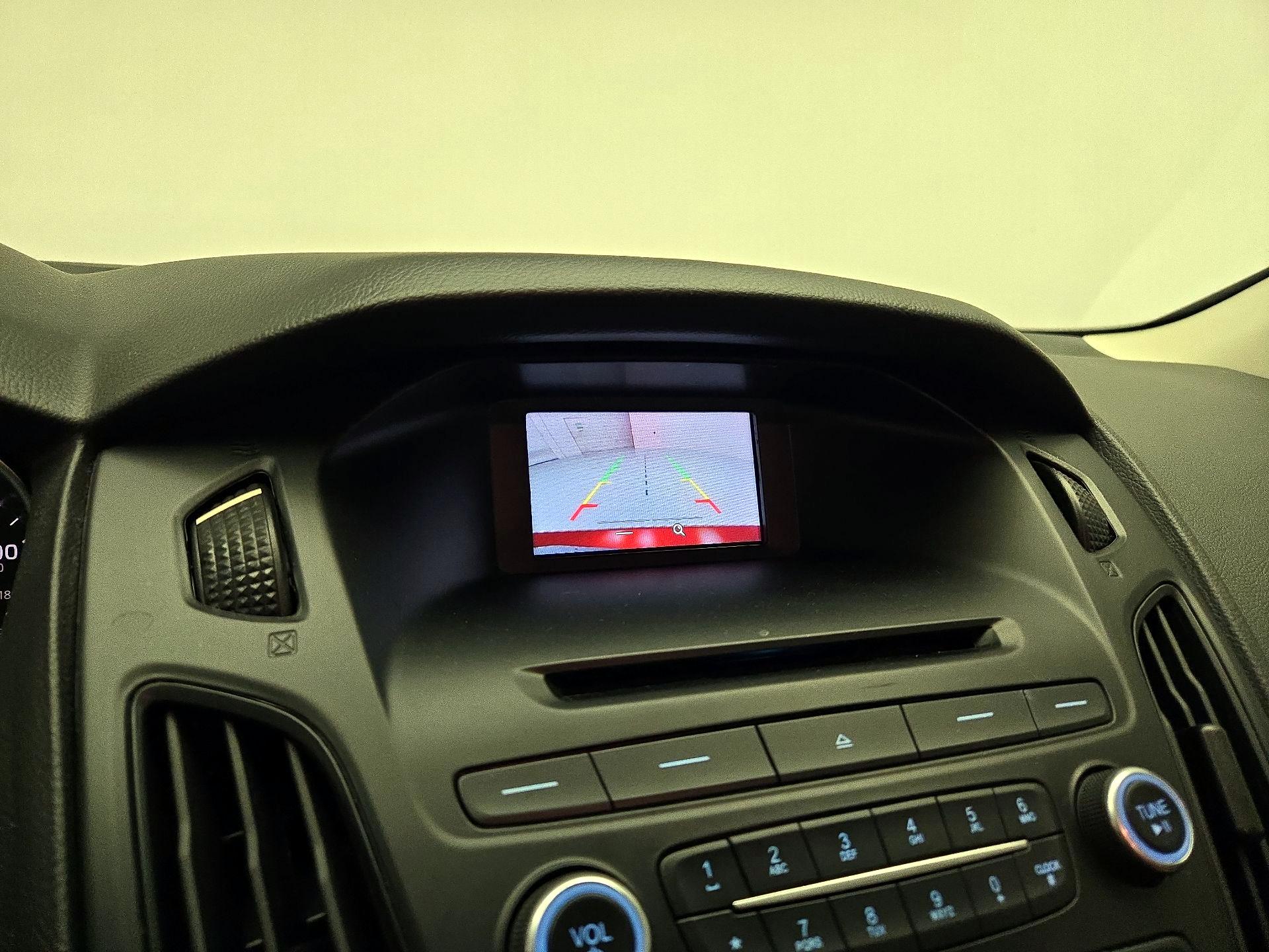 Thumbnail: 2017 Ford Focus - 14