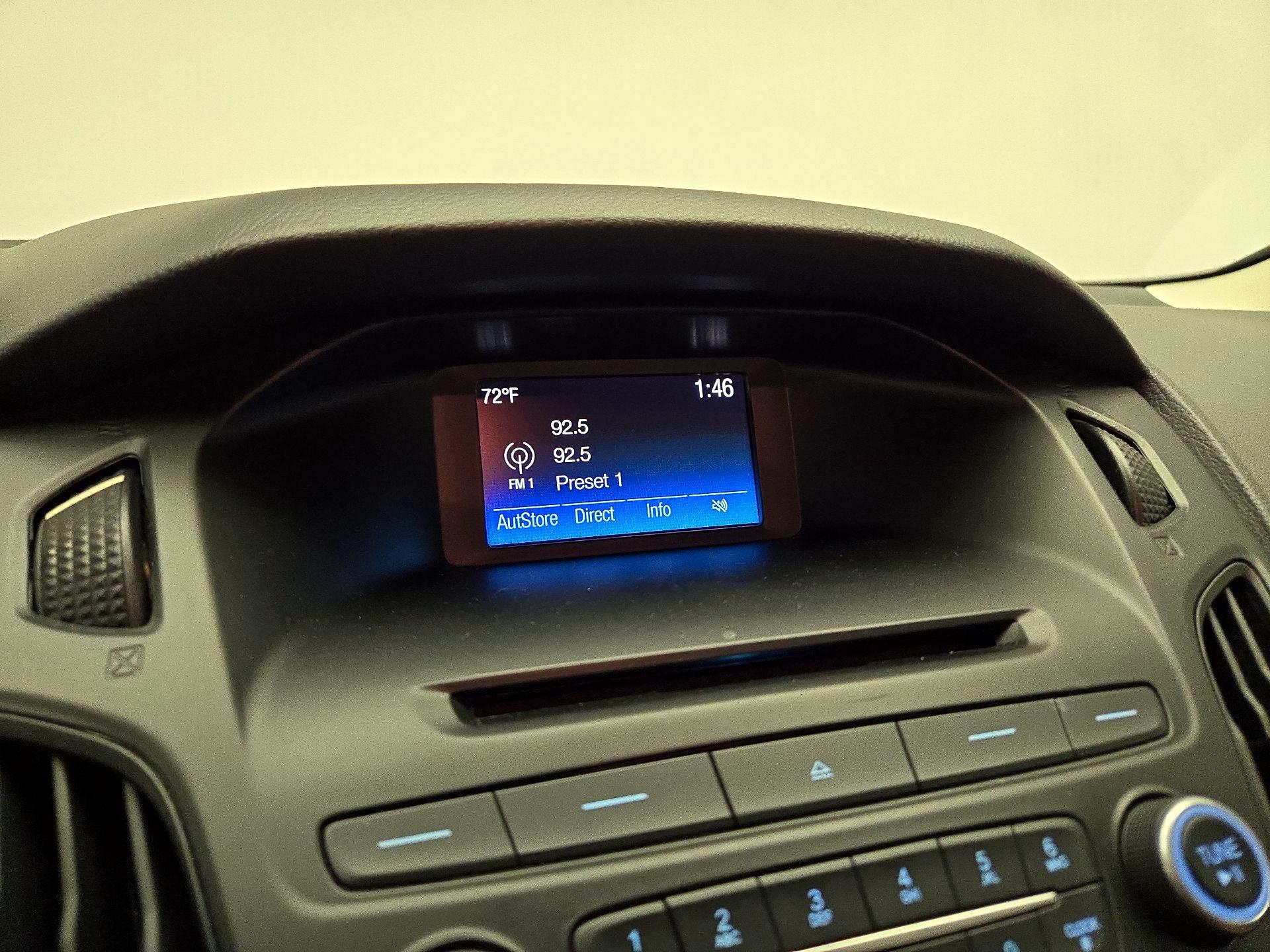 Thumbnail: 2017 Ford Focus - 15