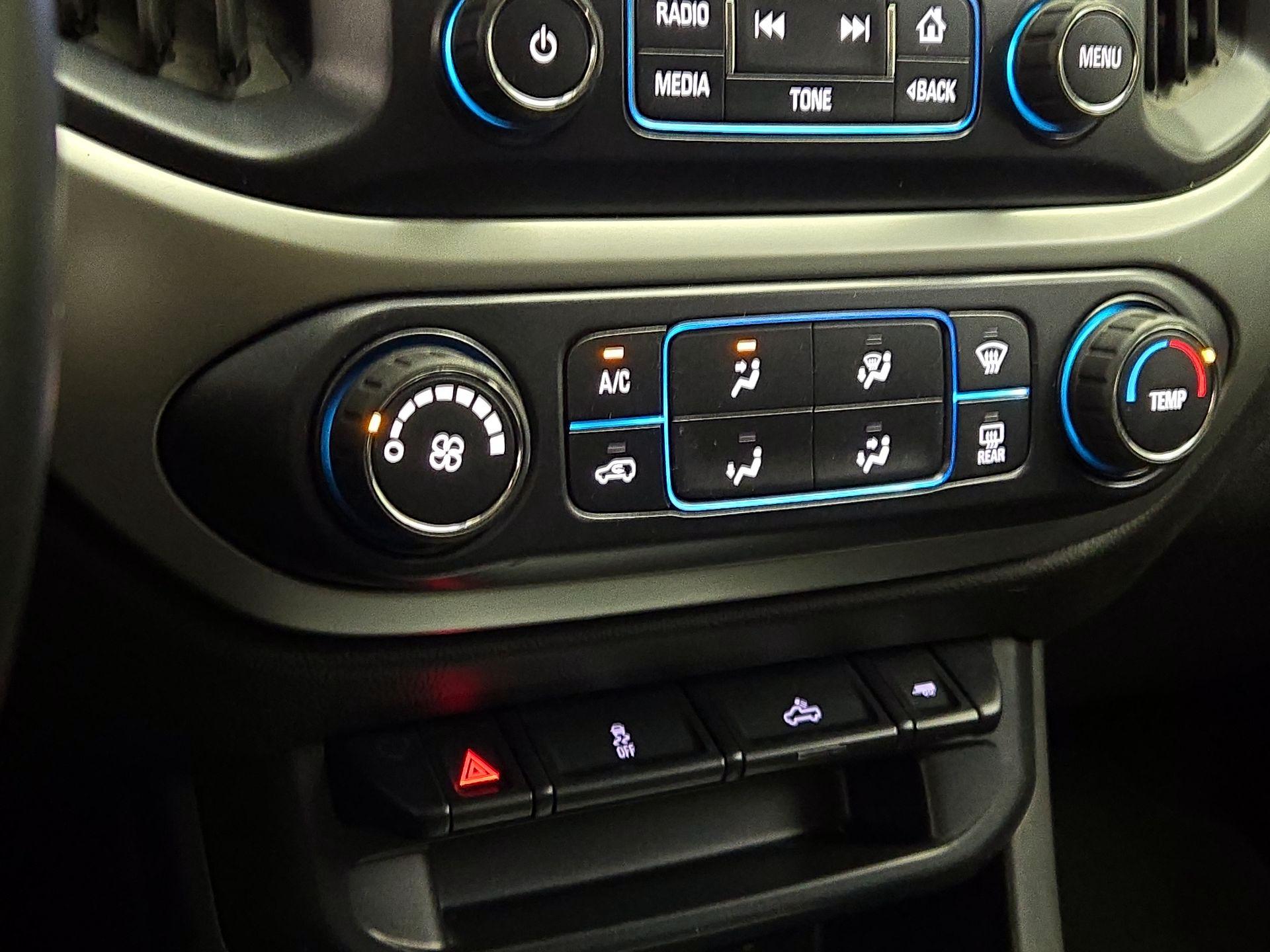 Thumbnail: 2016 Chevrolet Colorado - 16