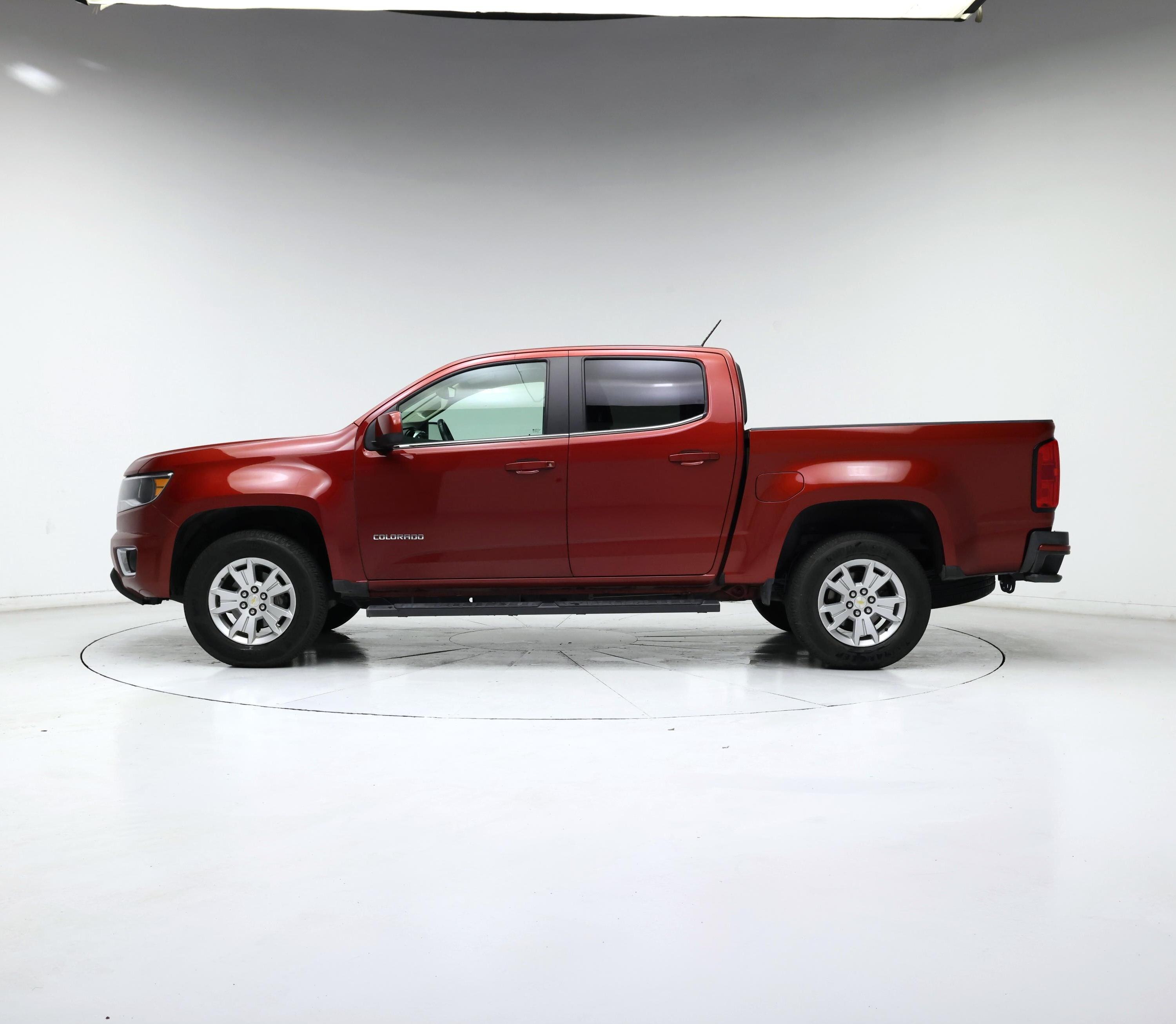 Thumbnail: 2016 Chevrolet Colorado - 3