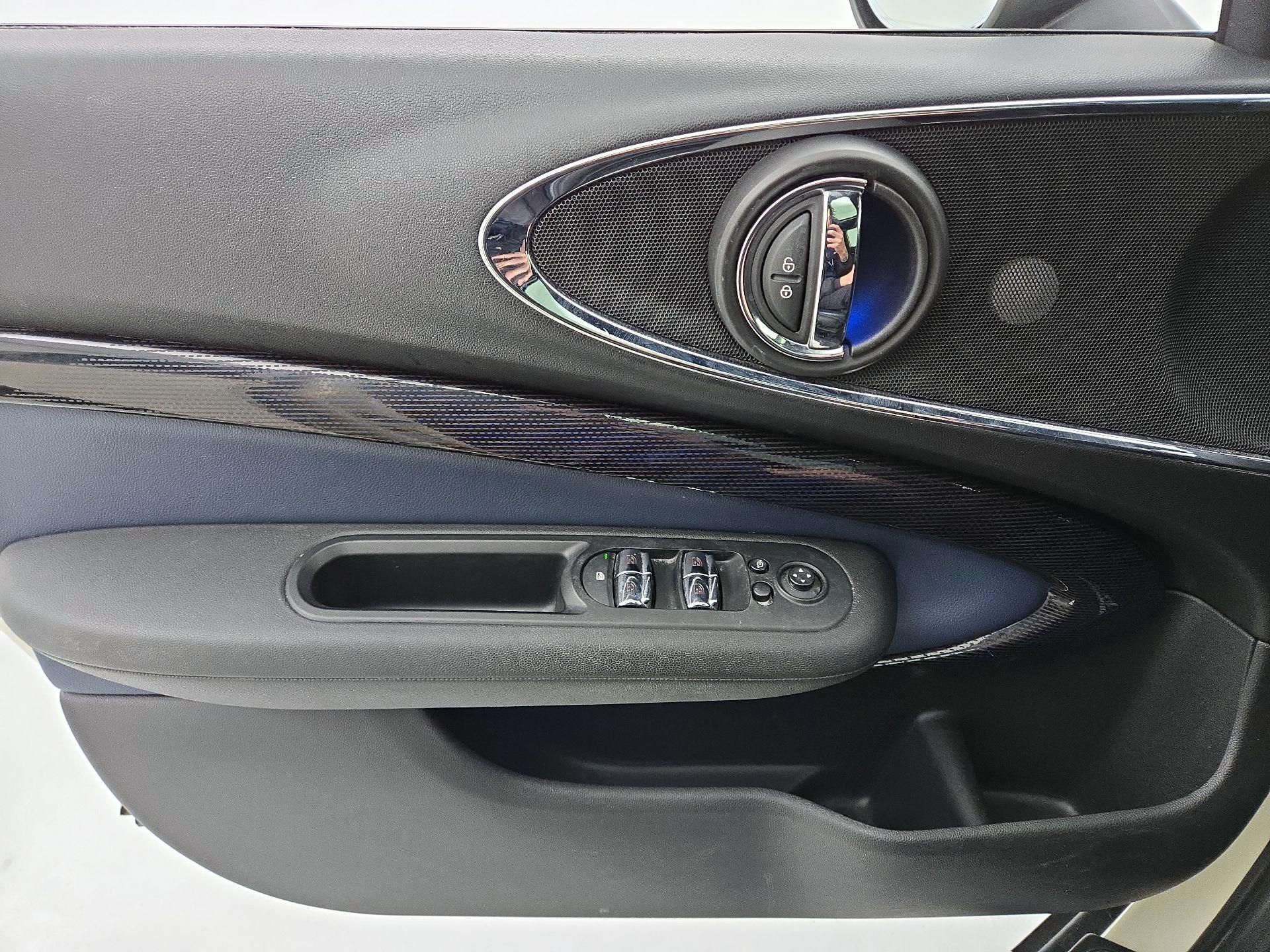 Thumbnail: 2019 MINI Cooper Clubman - 12