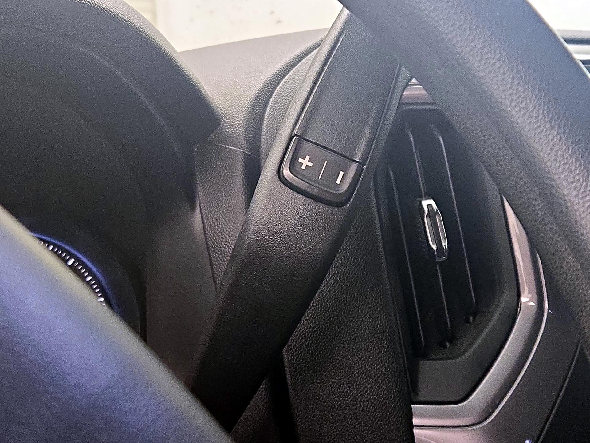 Thumbnail: 2019 Chevrolet Silverado 1500 - 17