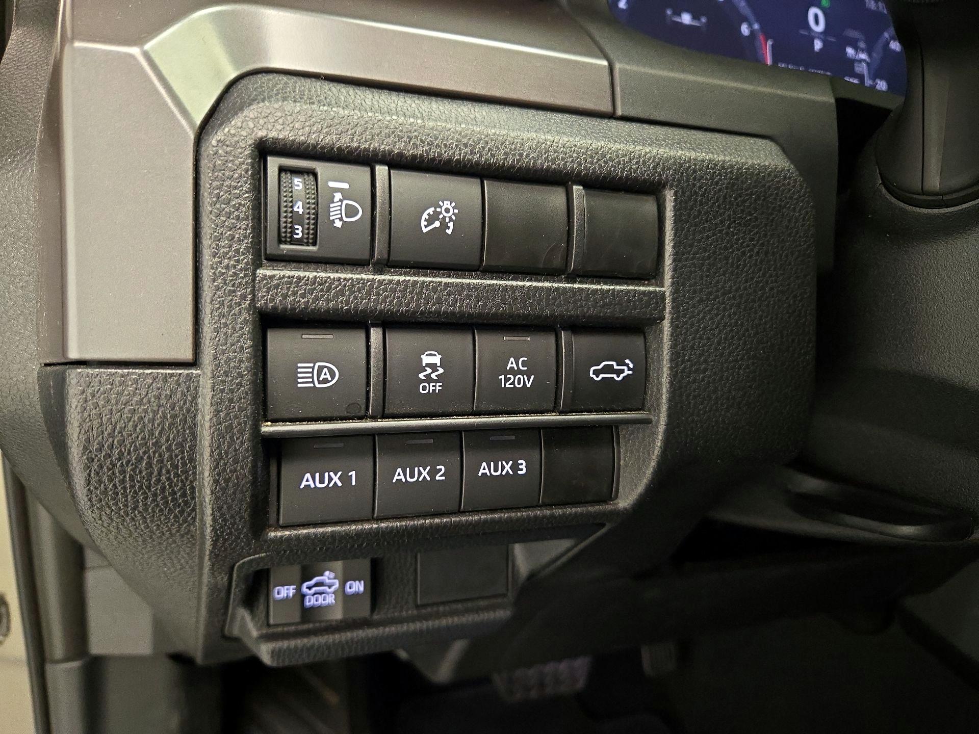 Thumbnail: 2024 Toyota Tacoma - 13