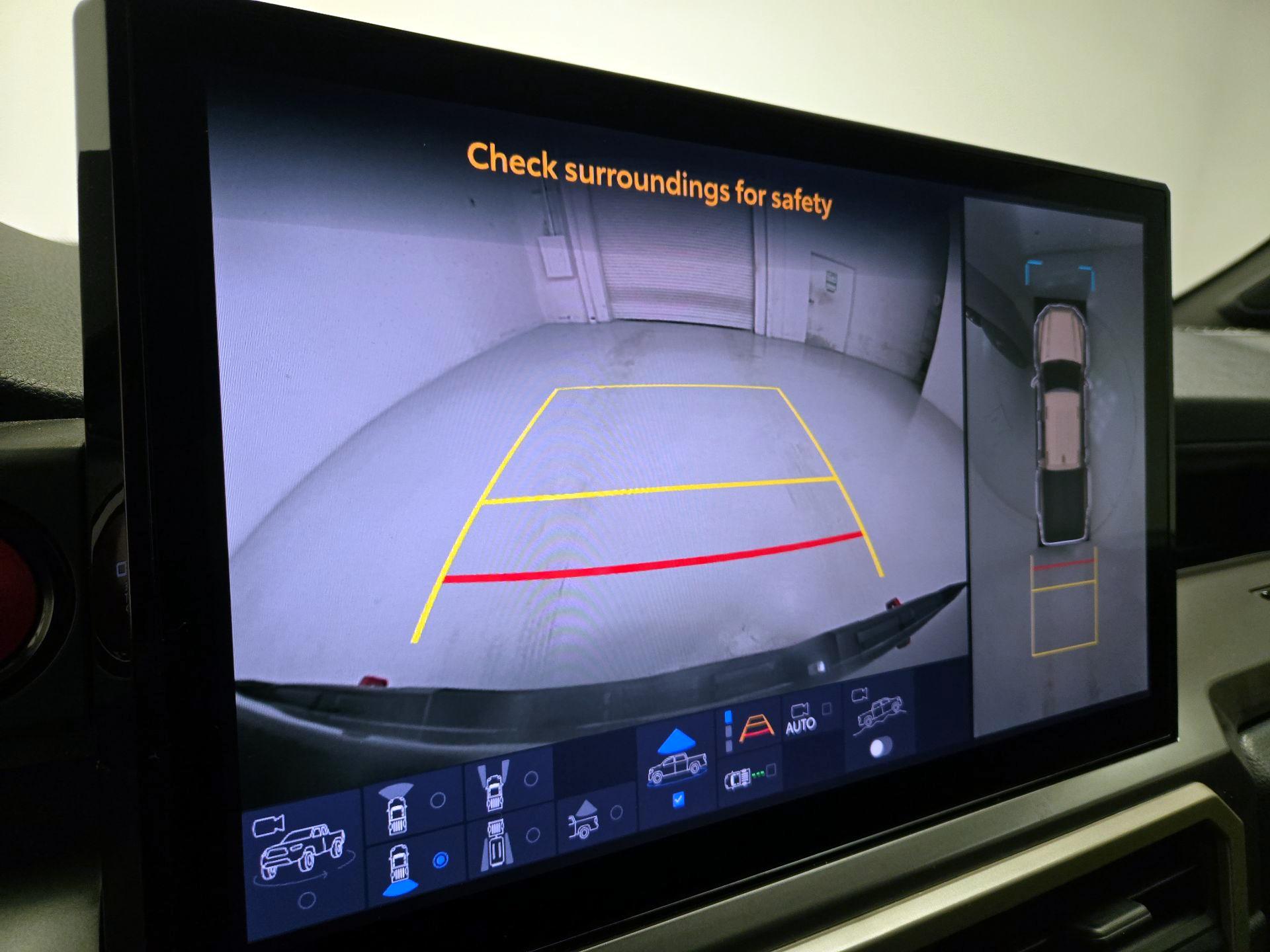 Thumbnail: 2024 Toyota Tacoma - 14