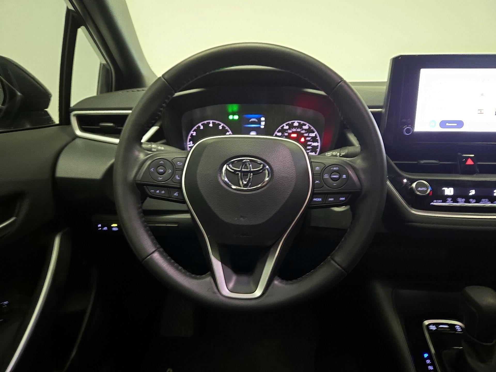 Thumbnail: 2023 Toyota Corolla - 10