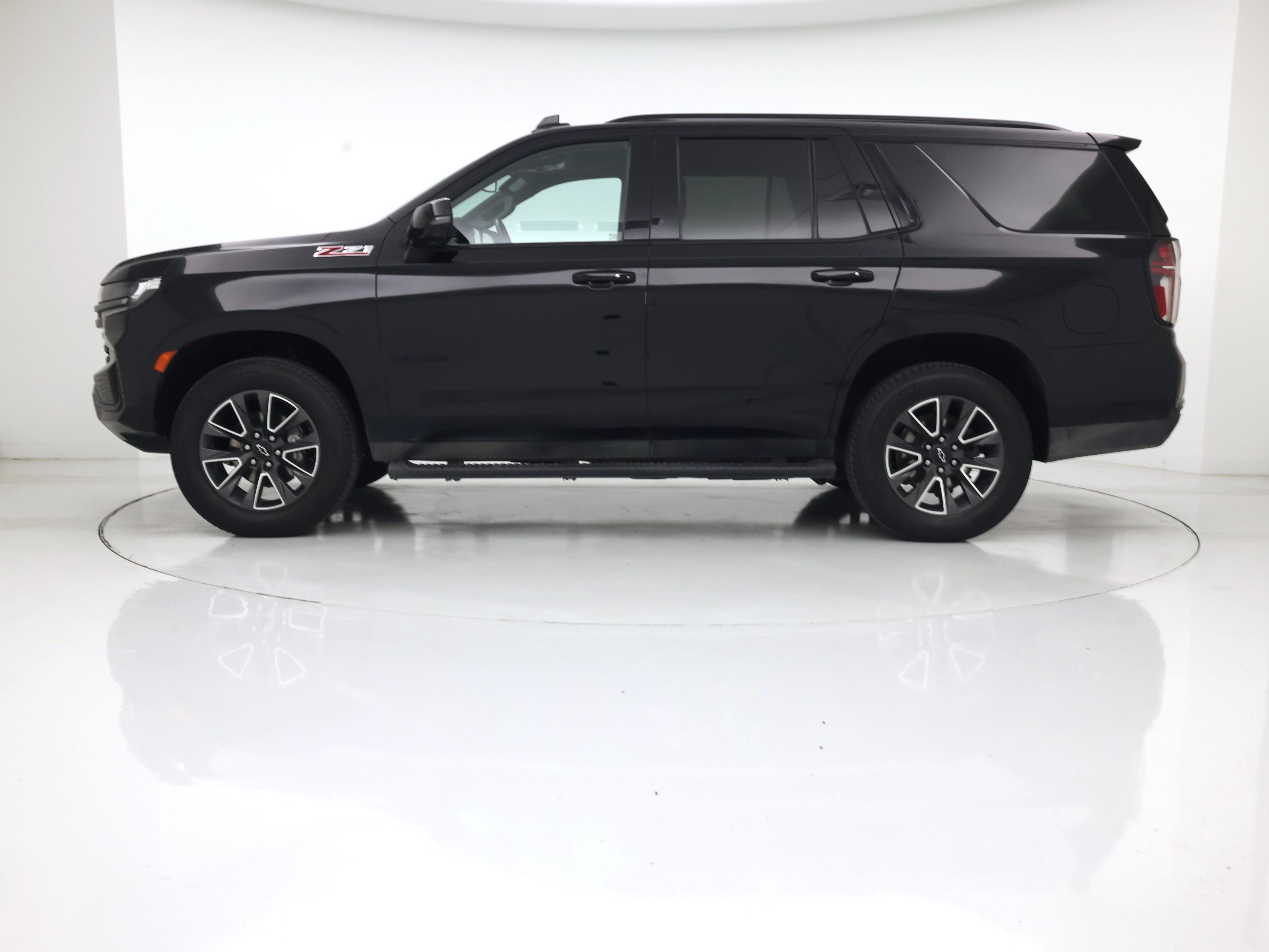 Thumbnail: 2021 Chevrolet Tahoe - 3