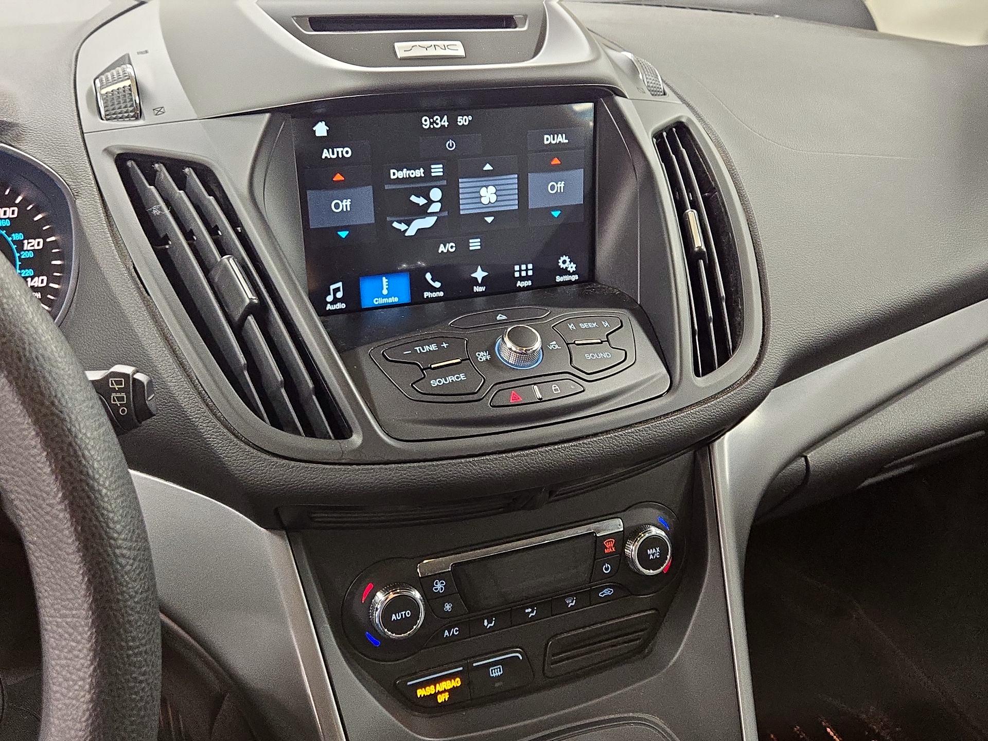 Thumbnail: 2016 Ford Escape - 17