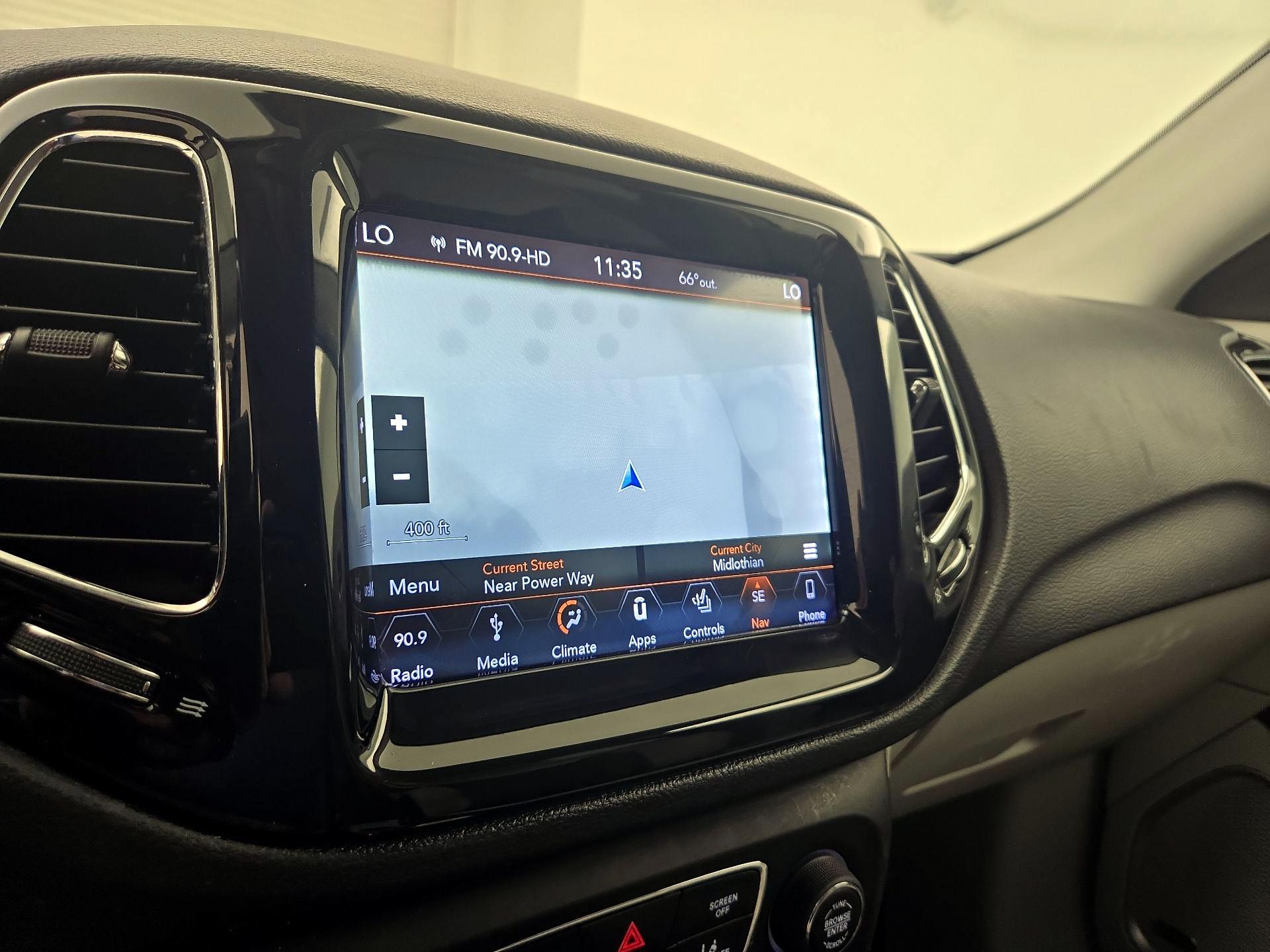 Thumbnail: 2018 Jeep Compass - 14