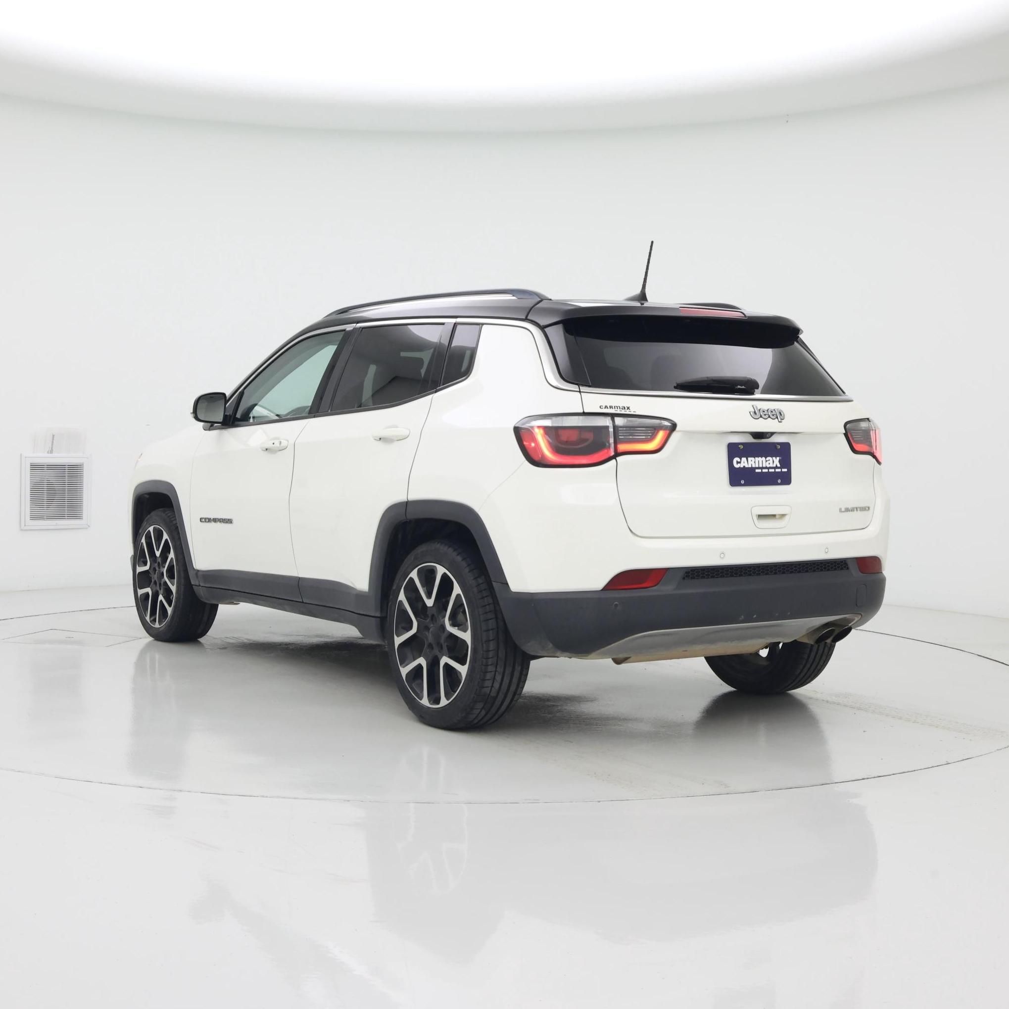 Thumbnail: 2018 Jeep Compass - 2