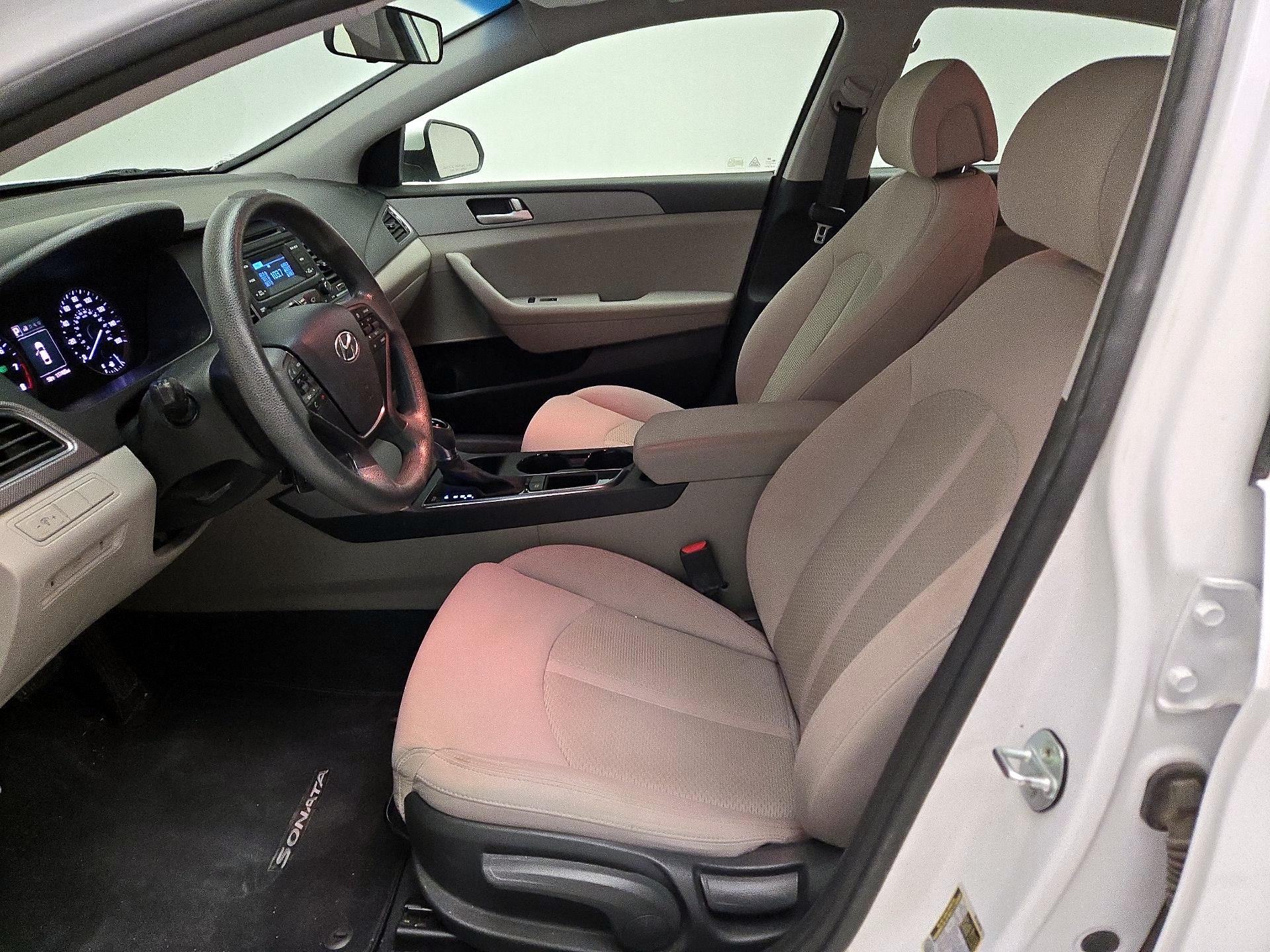 Thumbnail: 2015 Hyundai Sonata - 11