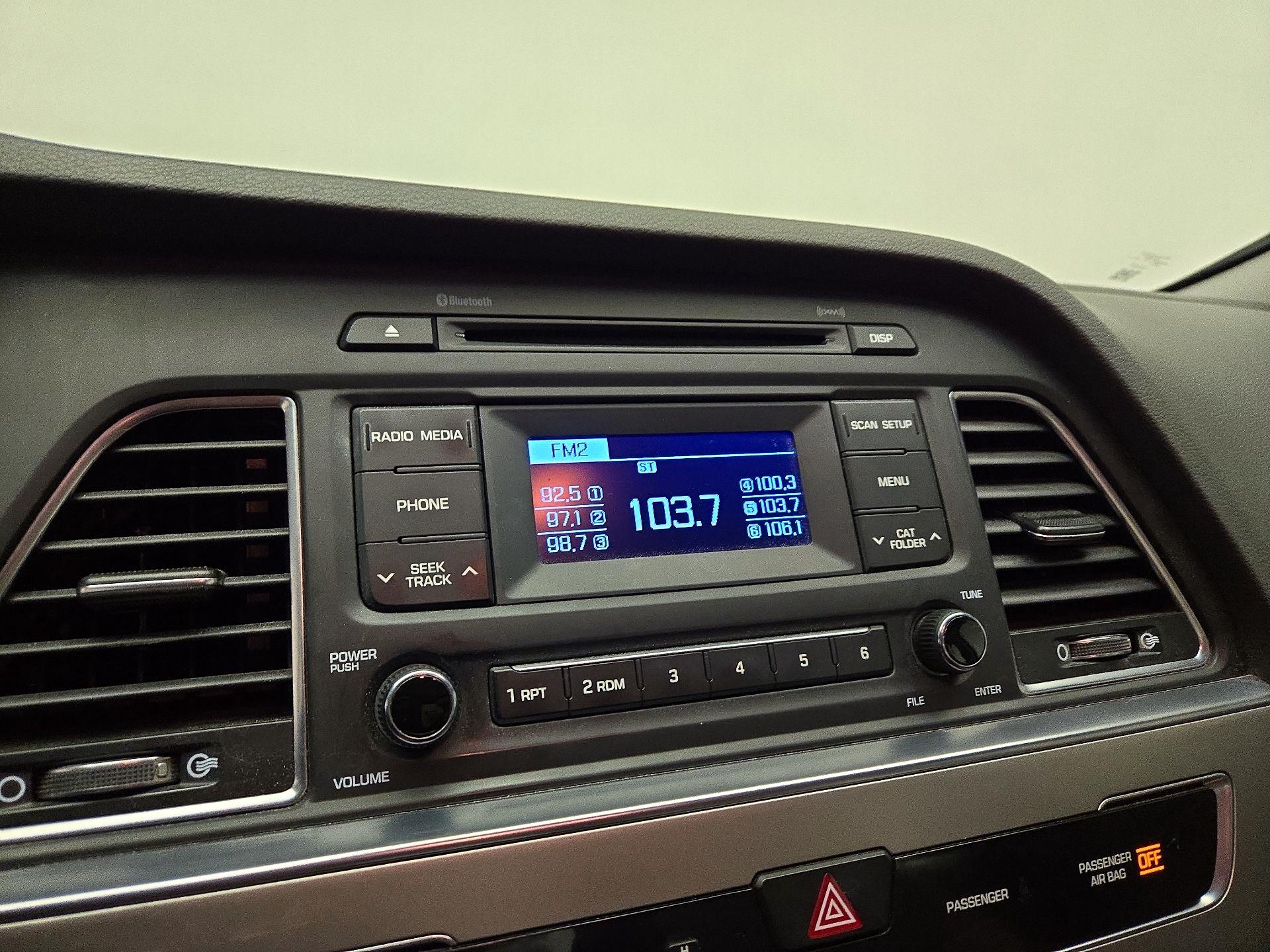 Thumbnail: 2015 Hyundai Sonata - 14