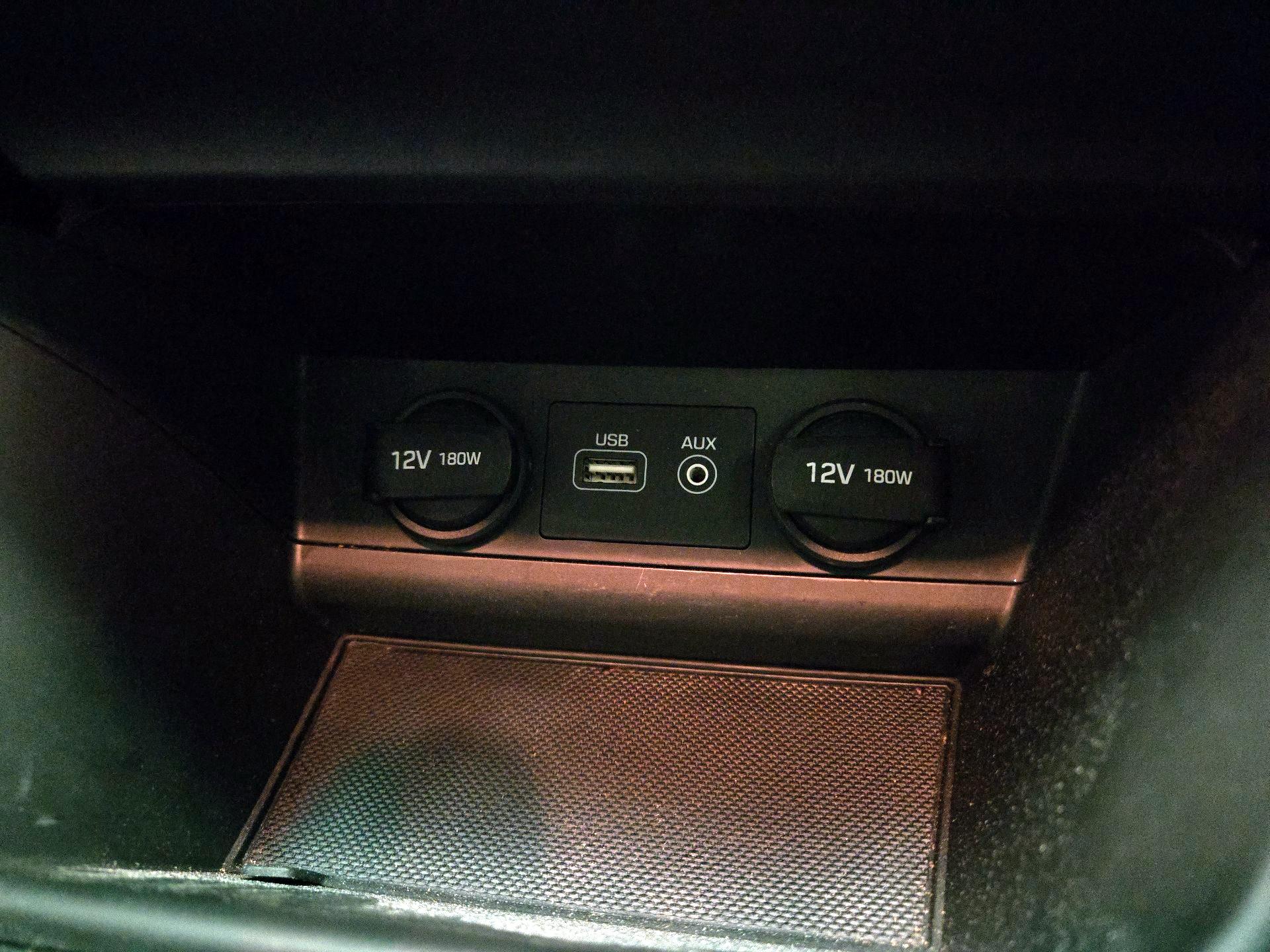 Thumbnail: 2015 Hyundai Sonata - 17