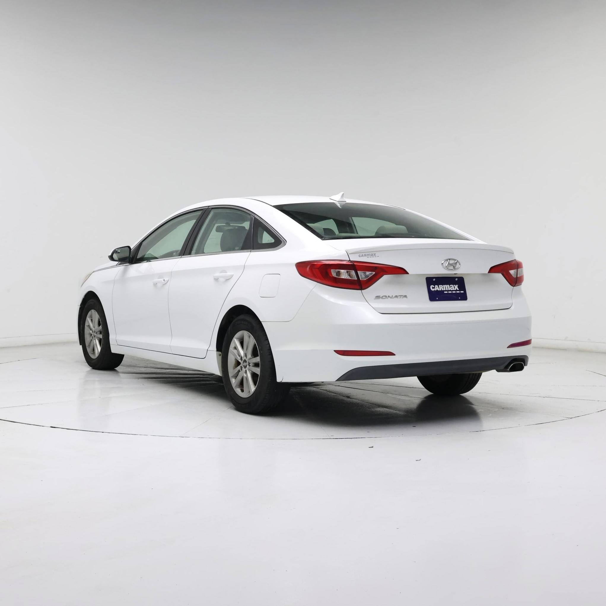 Thumbnail: 2015 Hyundai Sonata - 2