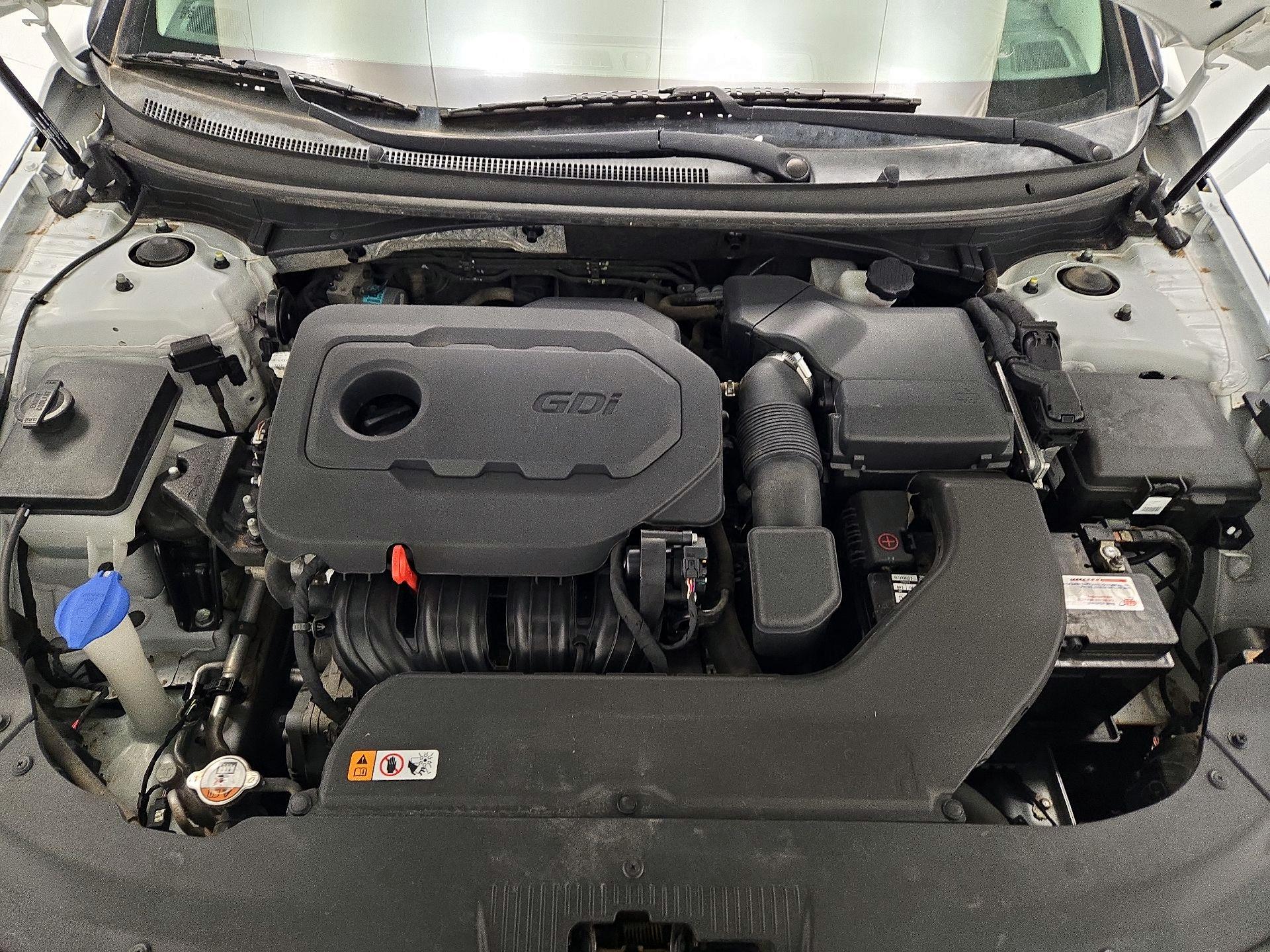 Thumbnail: 2015 Hyundai Sonata - 20