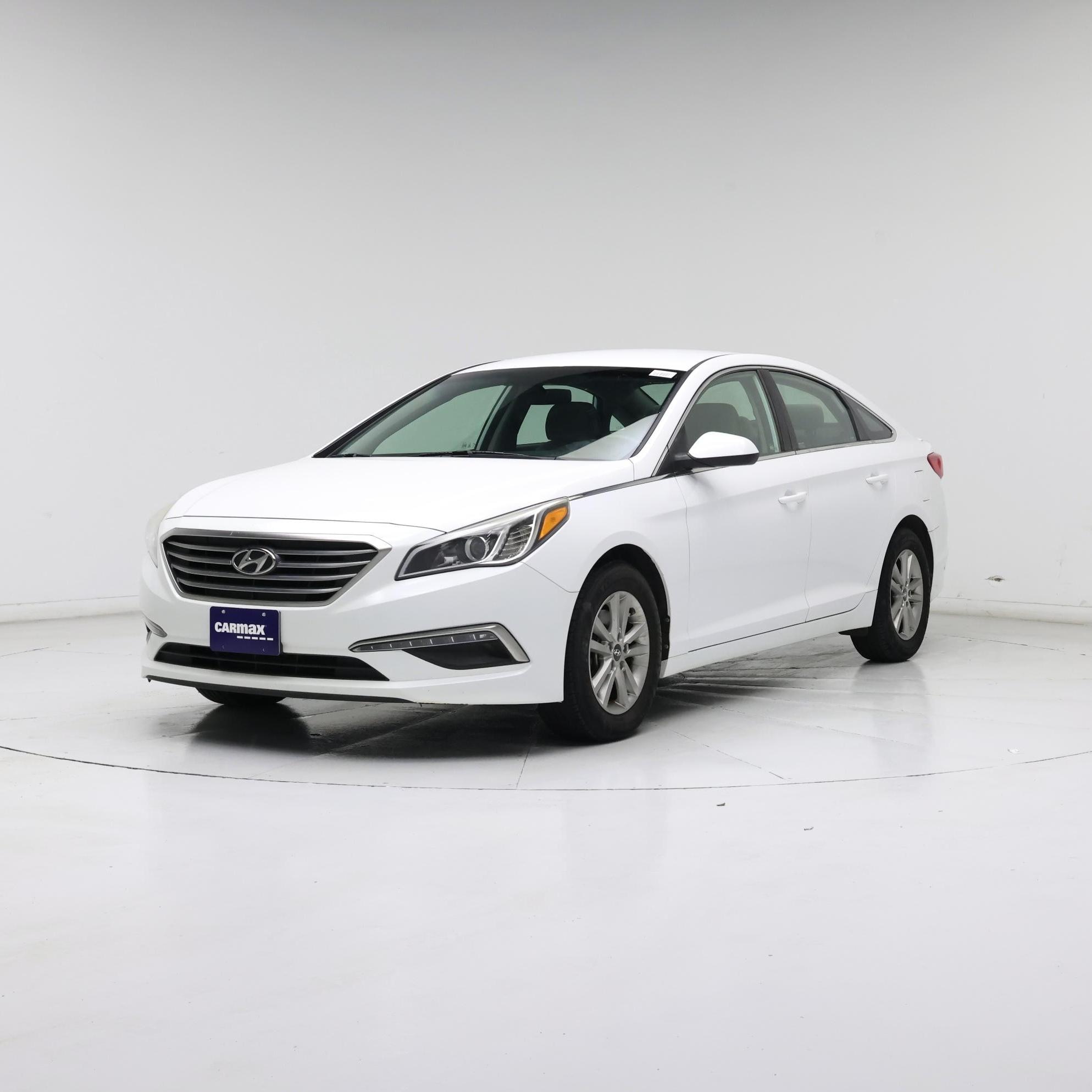 Thumbnail: 2015 Hyundai Sonata - 4
