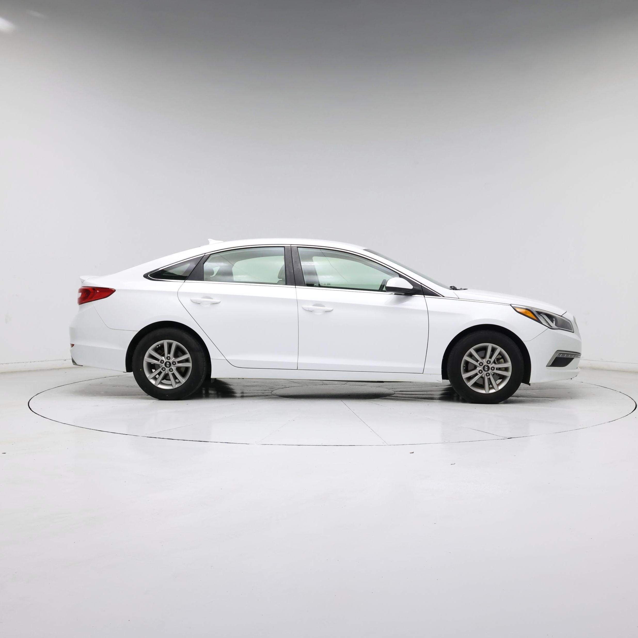 Thumbnail: 2015 Hyundai Sonata - 7
