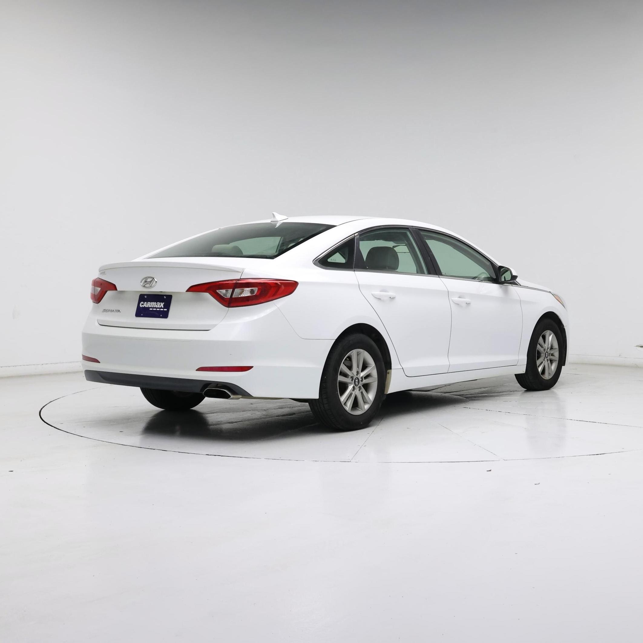 Thumbnail: 2015 Hyundai Sonata - 8
