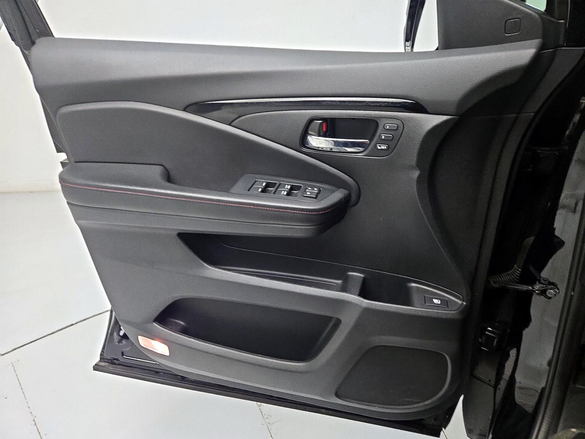 Thumbnail: 2020 Honda Ridgeline - 12