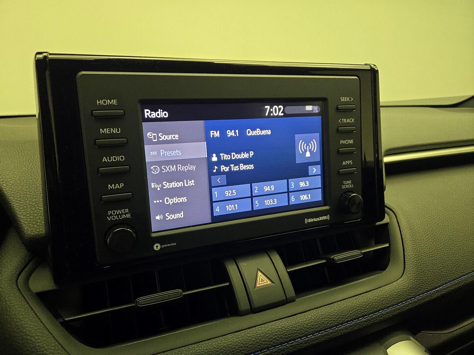 Thumbnail: 2022 Toyota RAV4 - 15