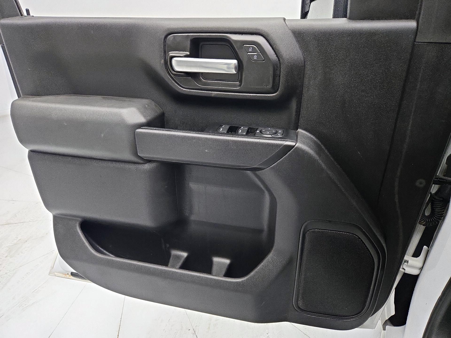 Thumbnail: 2023 GMC Sierra 3500 - 10