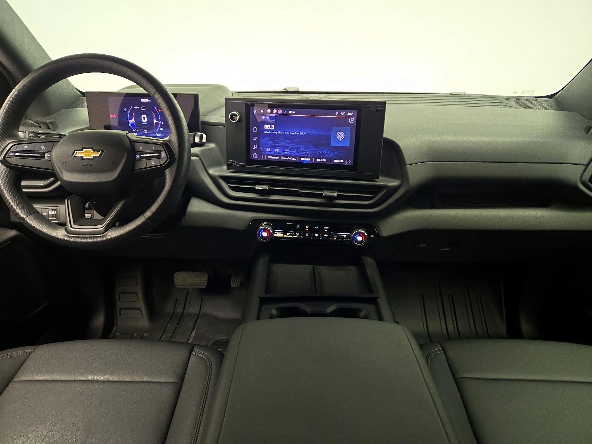 Thumbnail: 2024 Chevrolet Silverado EV - 9
