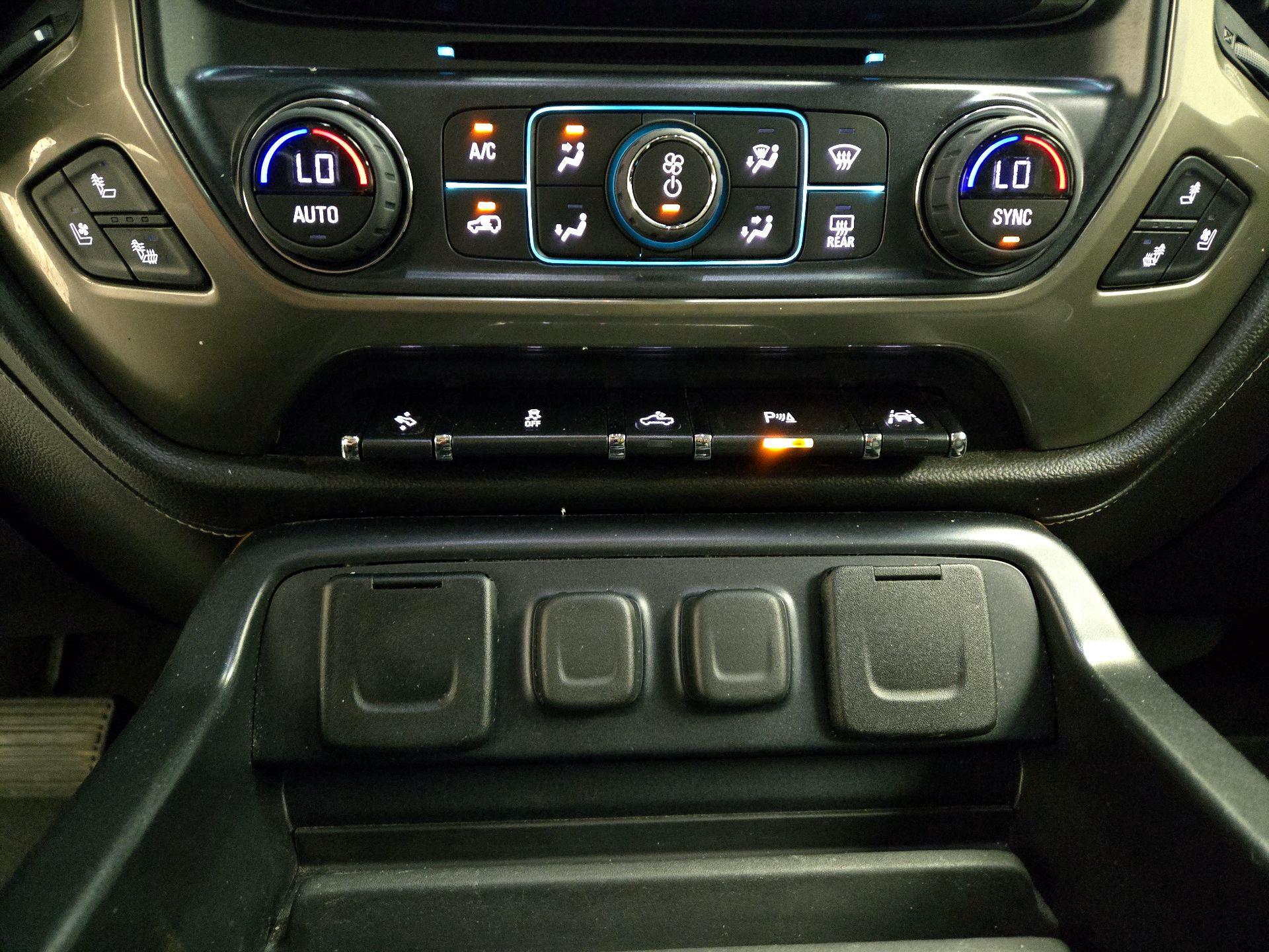 Thumbnail: 2017 Chevrolet Silverado 1500 - 17