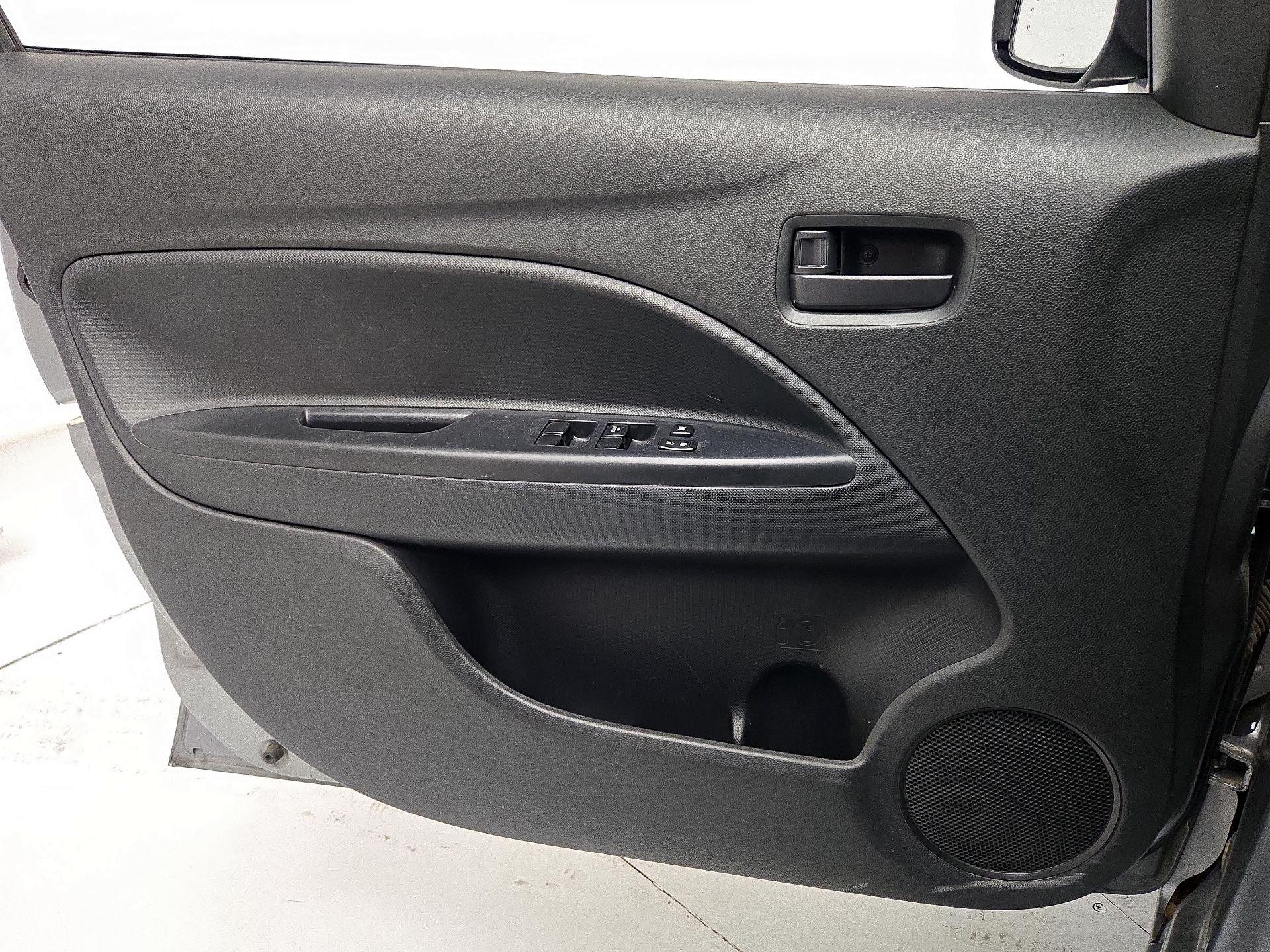 Thumbnail: 2021 Mitsubishi Mirage - 12