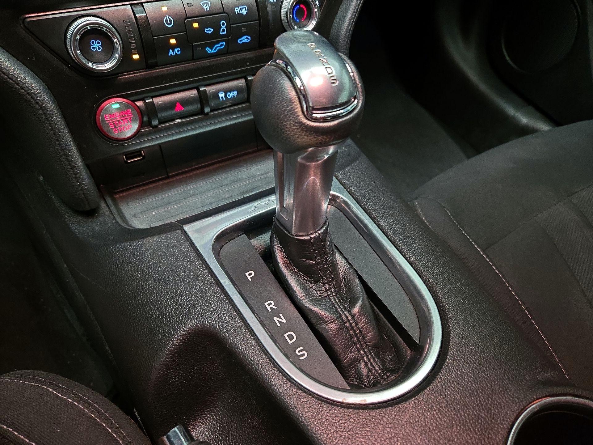 Thumbnail: 2019 Ford Mustang - 17