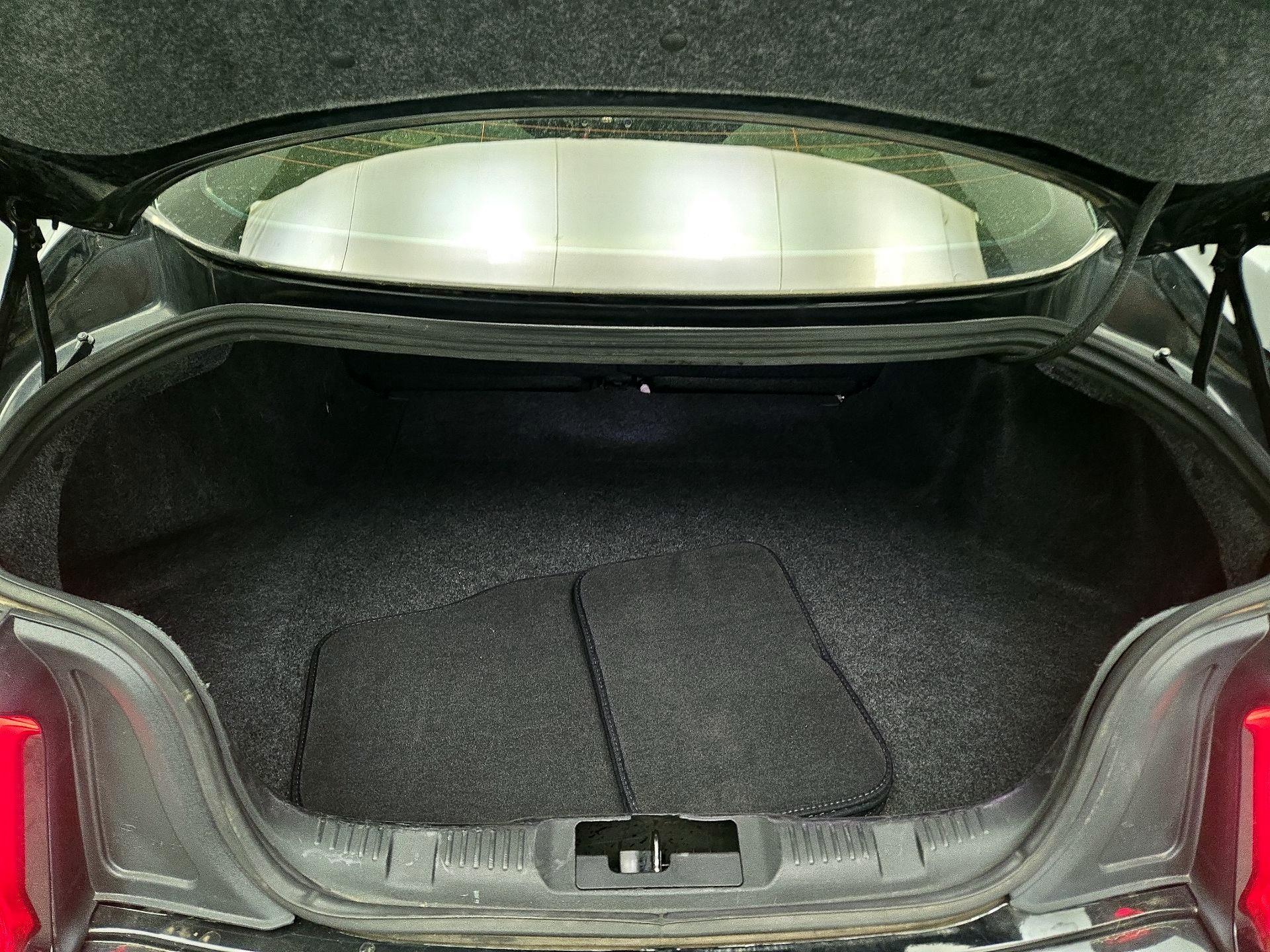 Thumbnail: 2019 Ford Mustang - 20