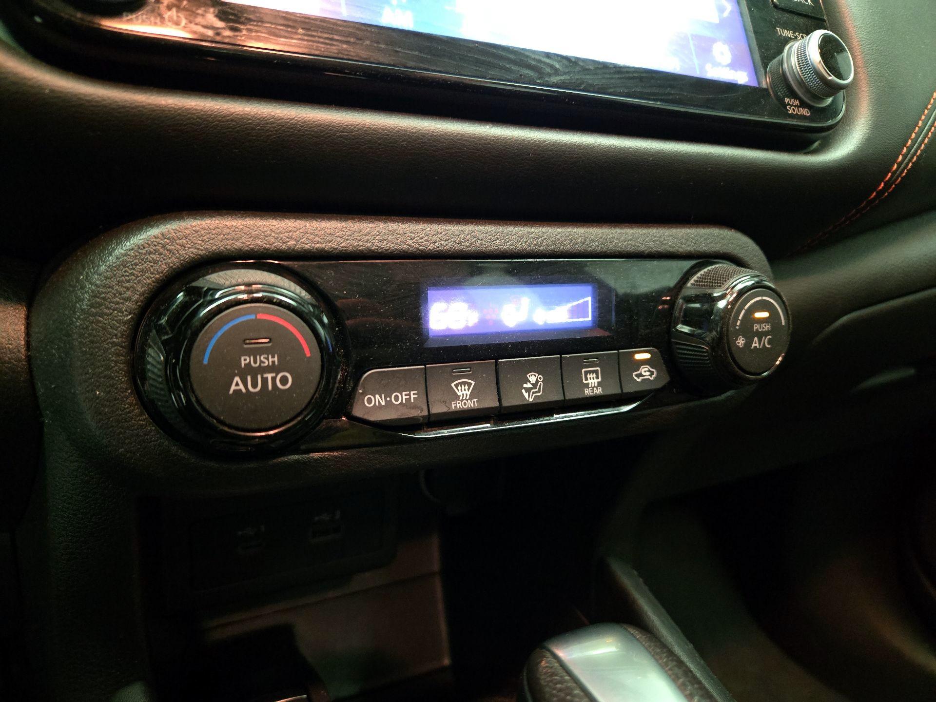 Thumbnail: 2021 Nissan Kicks - 15