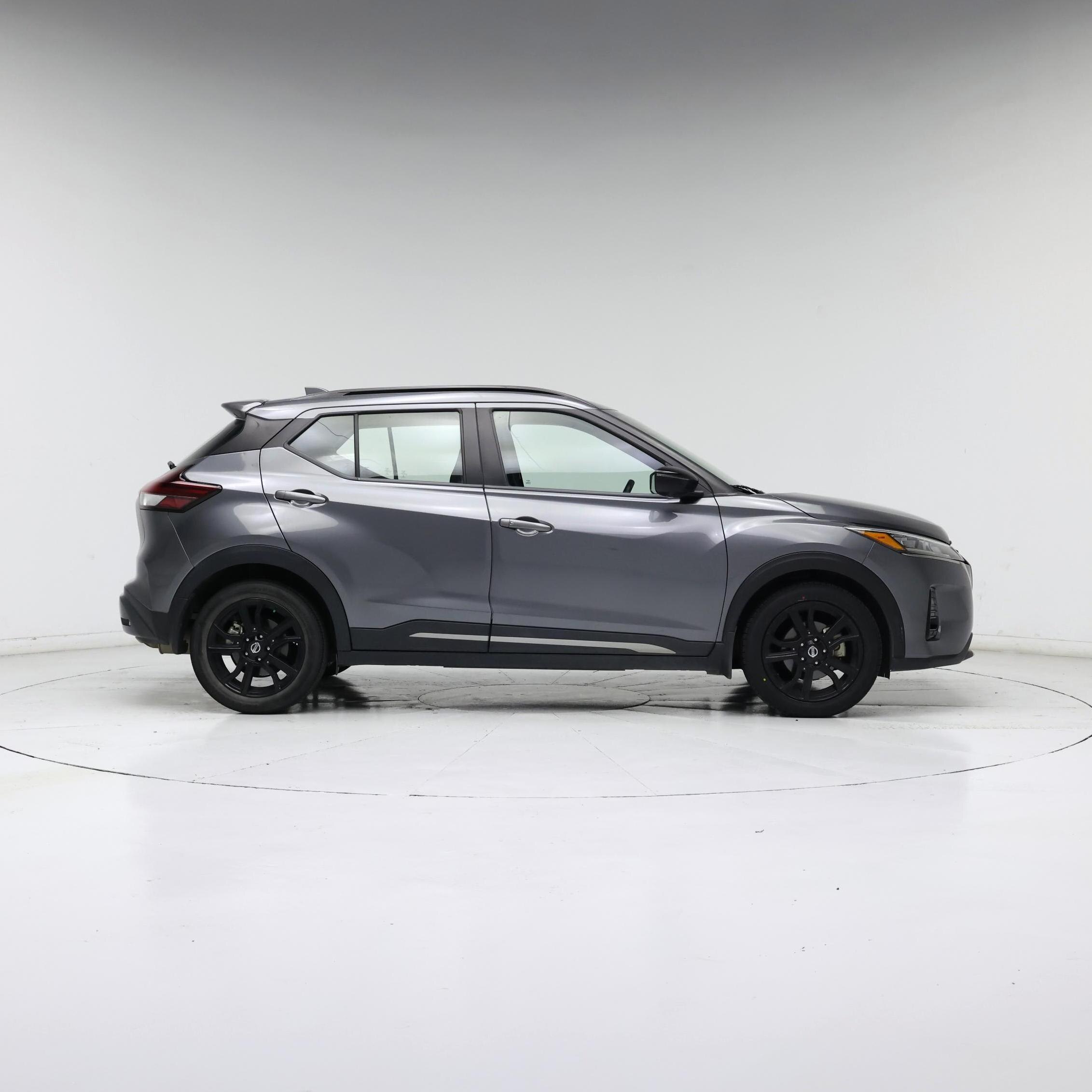 Thumbnail: 2021 Nissan Kicks - 7