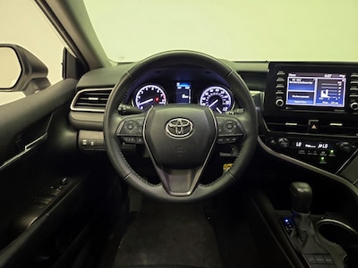 Steering Wheel & Instrument Cluster (On)