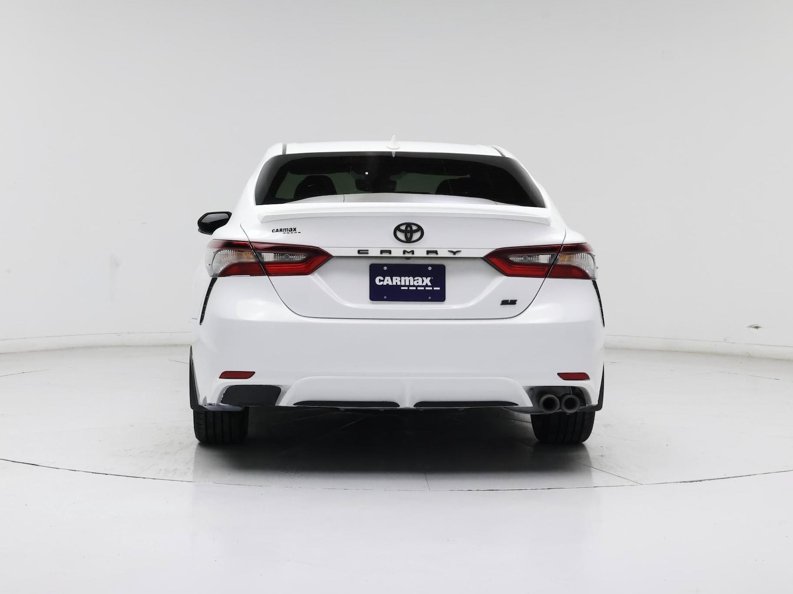 2023 Toyota Camry SE - Photo 7