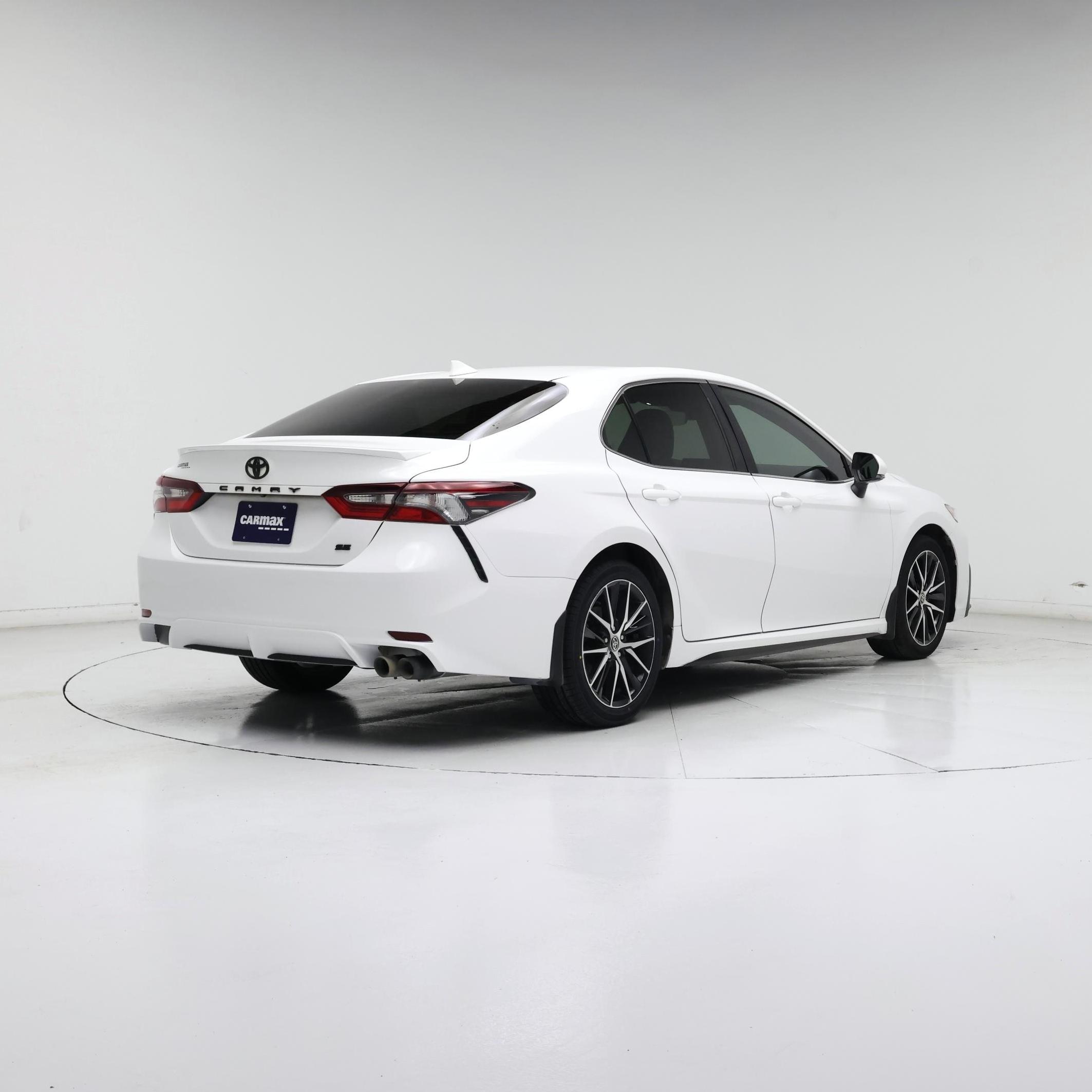Thumbnail: 2023 Toyota Camry - 8