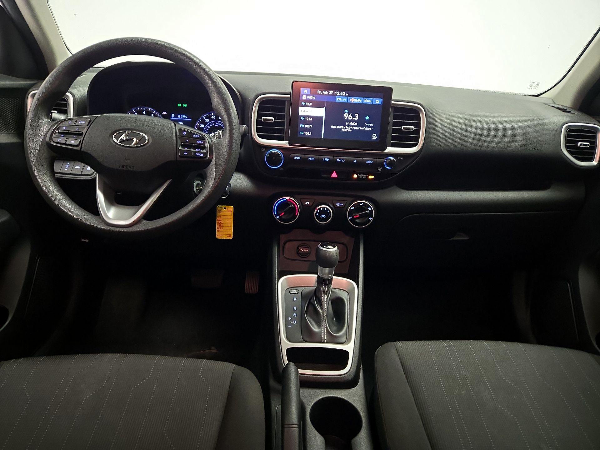 Thumbnail: 2021 Hyundai Venue - 9