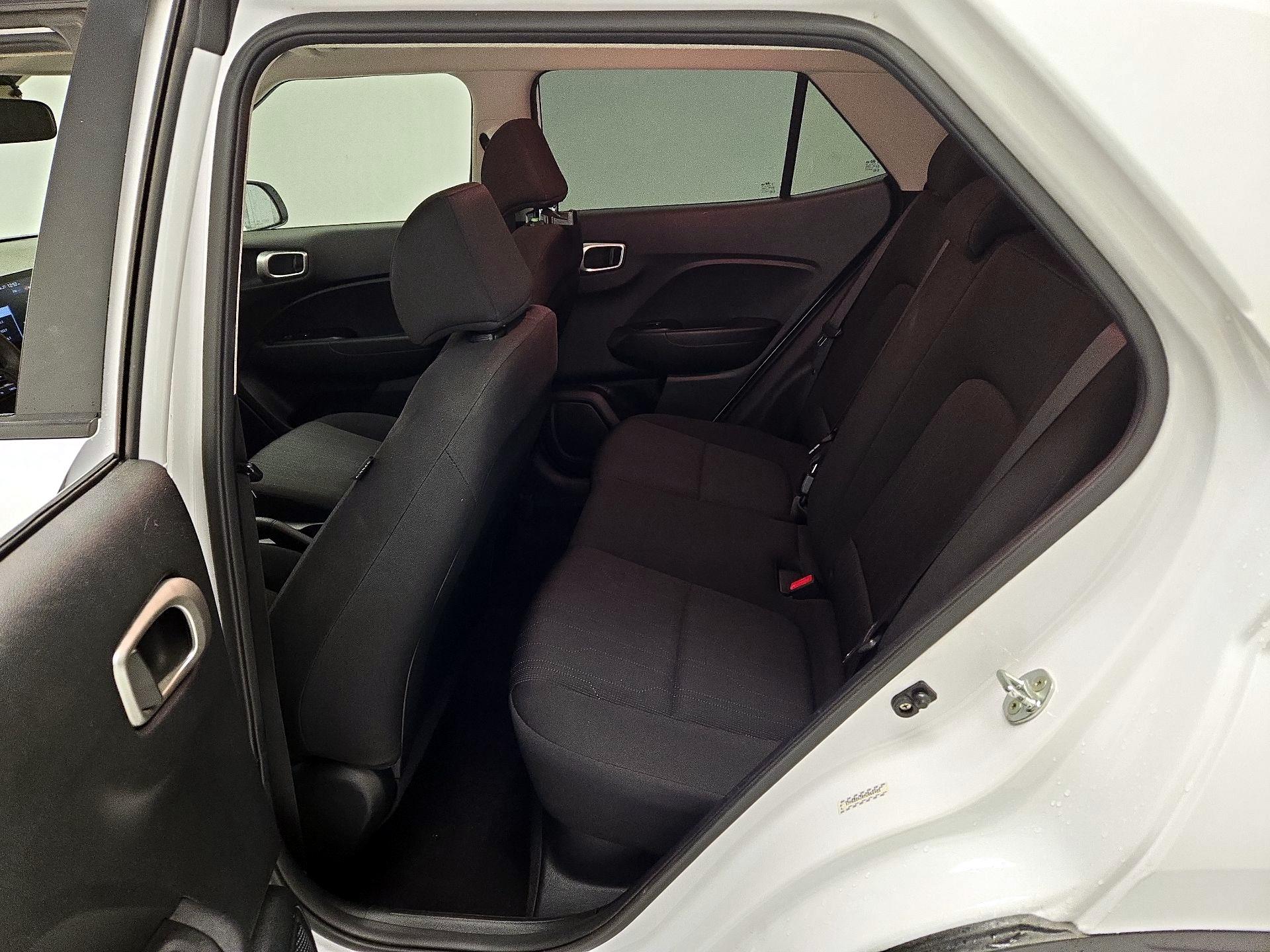 Thumbnail: 2021 Hyundai Venue - 18