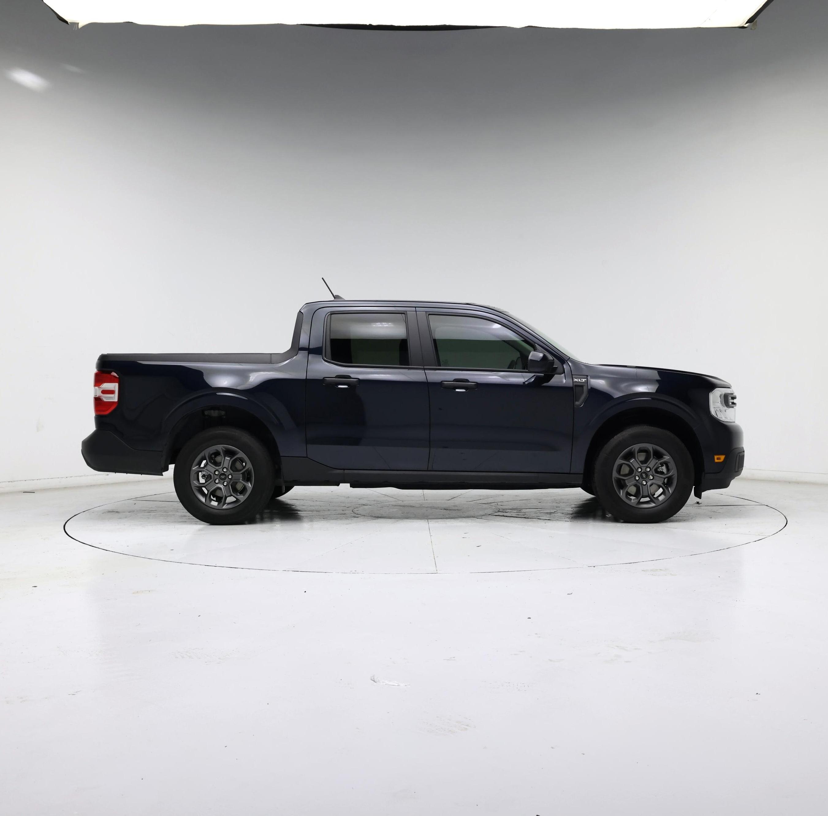 Thumbnail: 2023 Ford Maverick - 7