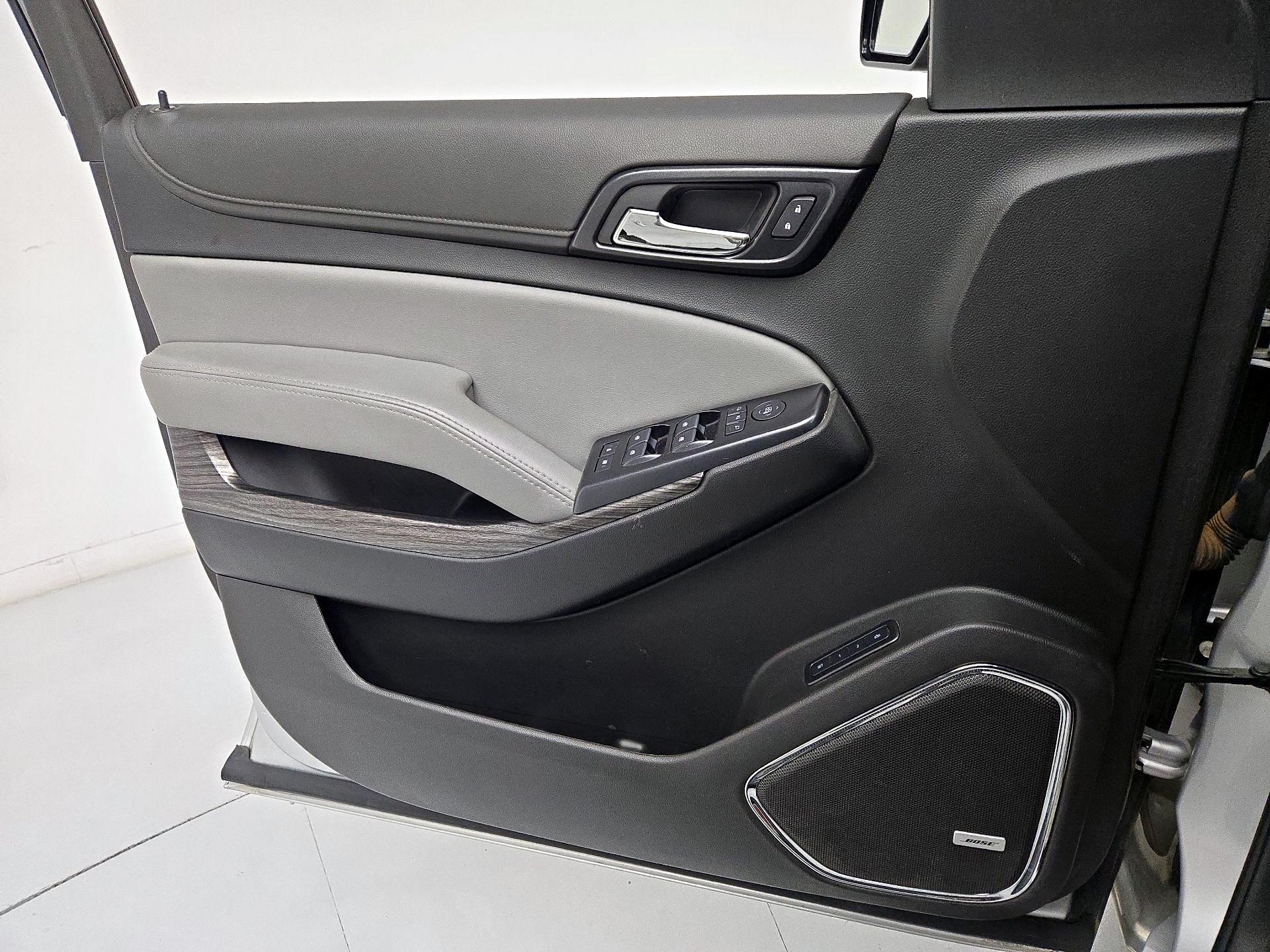 Thumbnail: 2020 Chevrolet Tahoe - 12