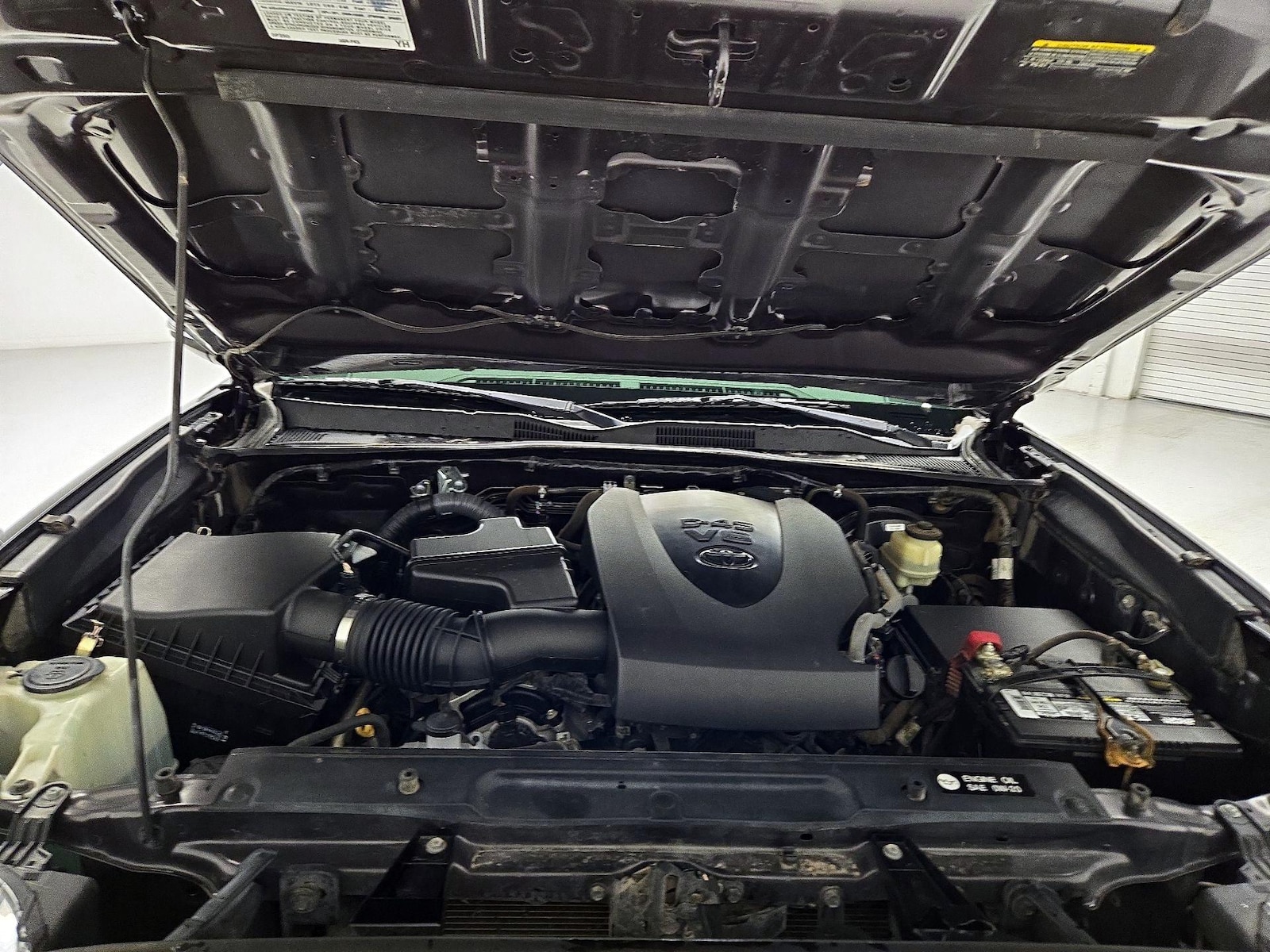 2016 Toyota Tacoma Limited - Photo 23