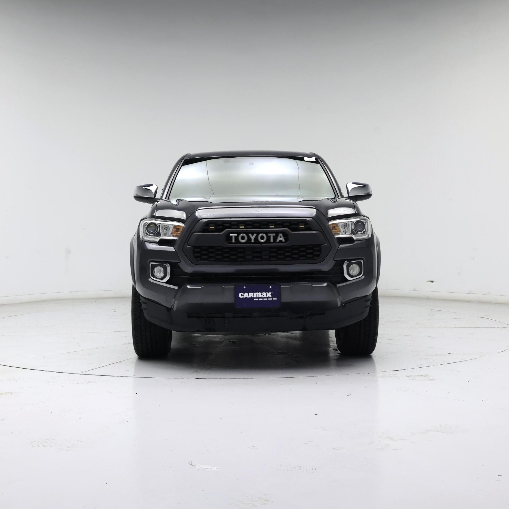 Thumbnail: 2016 Toyota Tacoma - 5