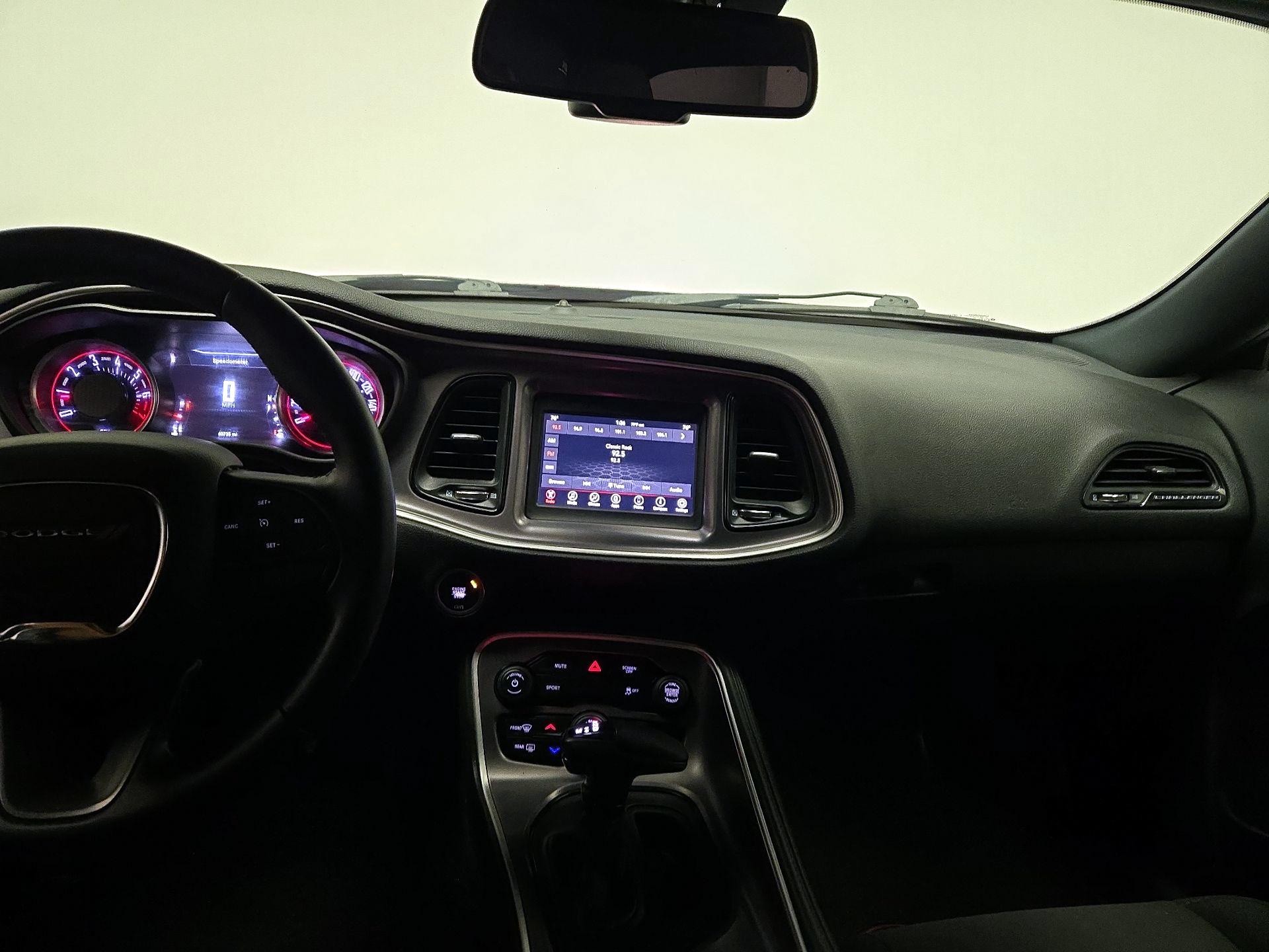 Thumbnail: 2019 Dodge Challenger - 9